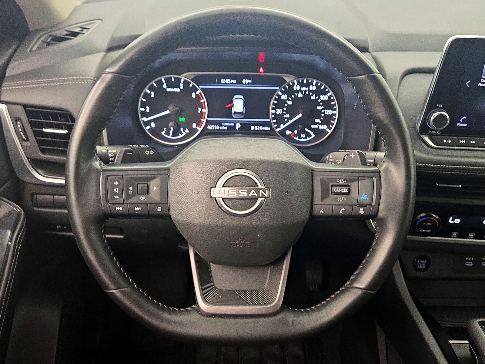 2025 Nissan Rogue SV - Photo 11