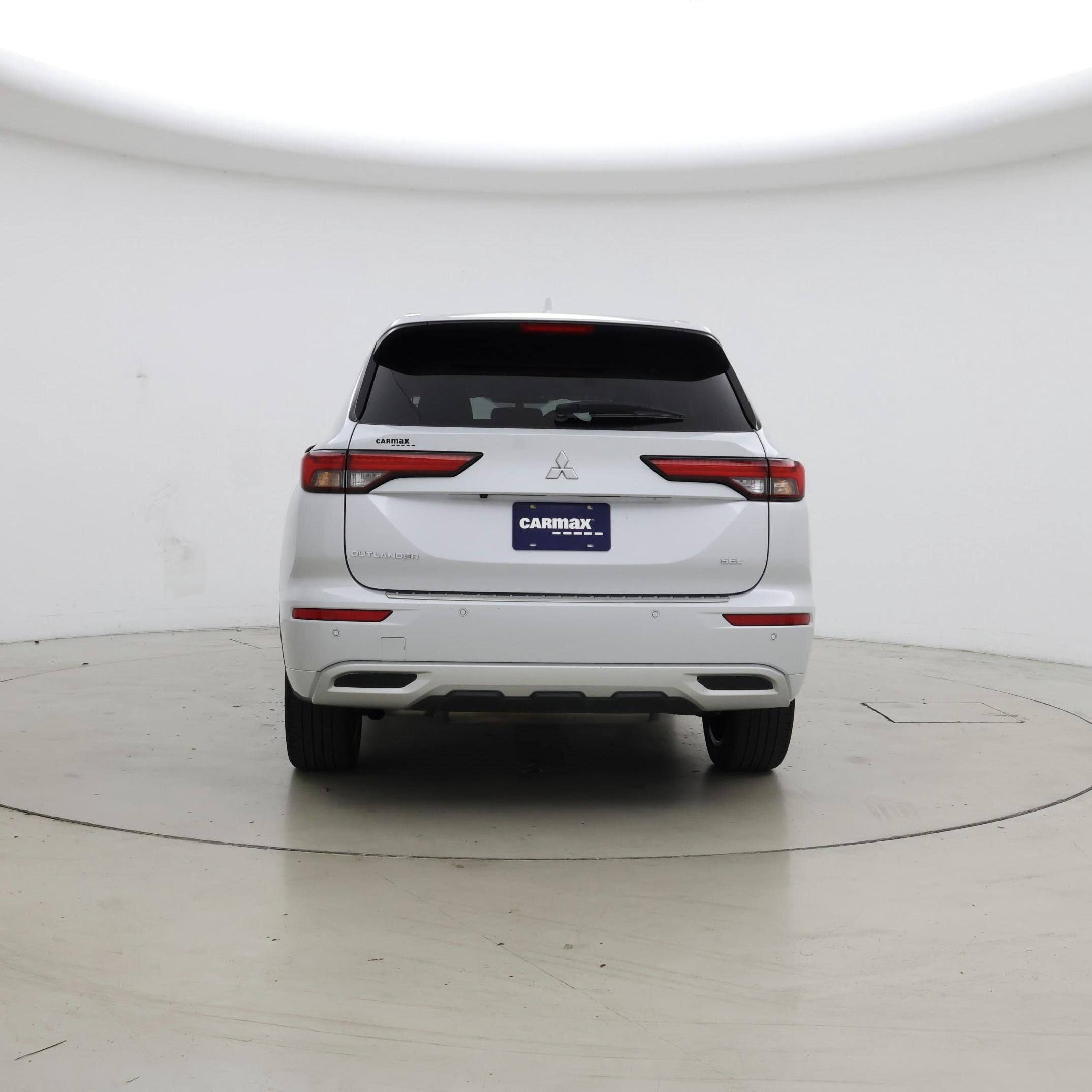 Thumbnail: 2024 Mitsubishi Outlander - 6