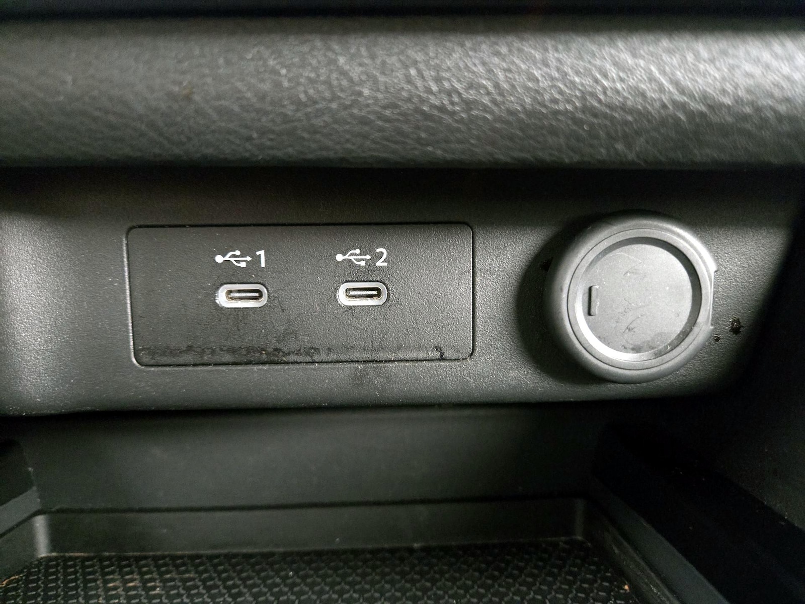 2025 Nissan Rogue SV - Photo 19