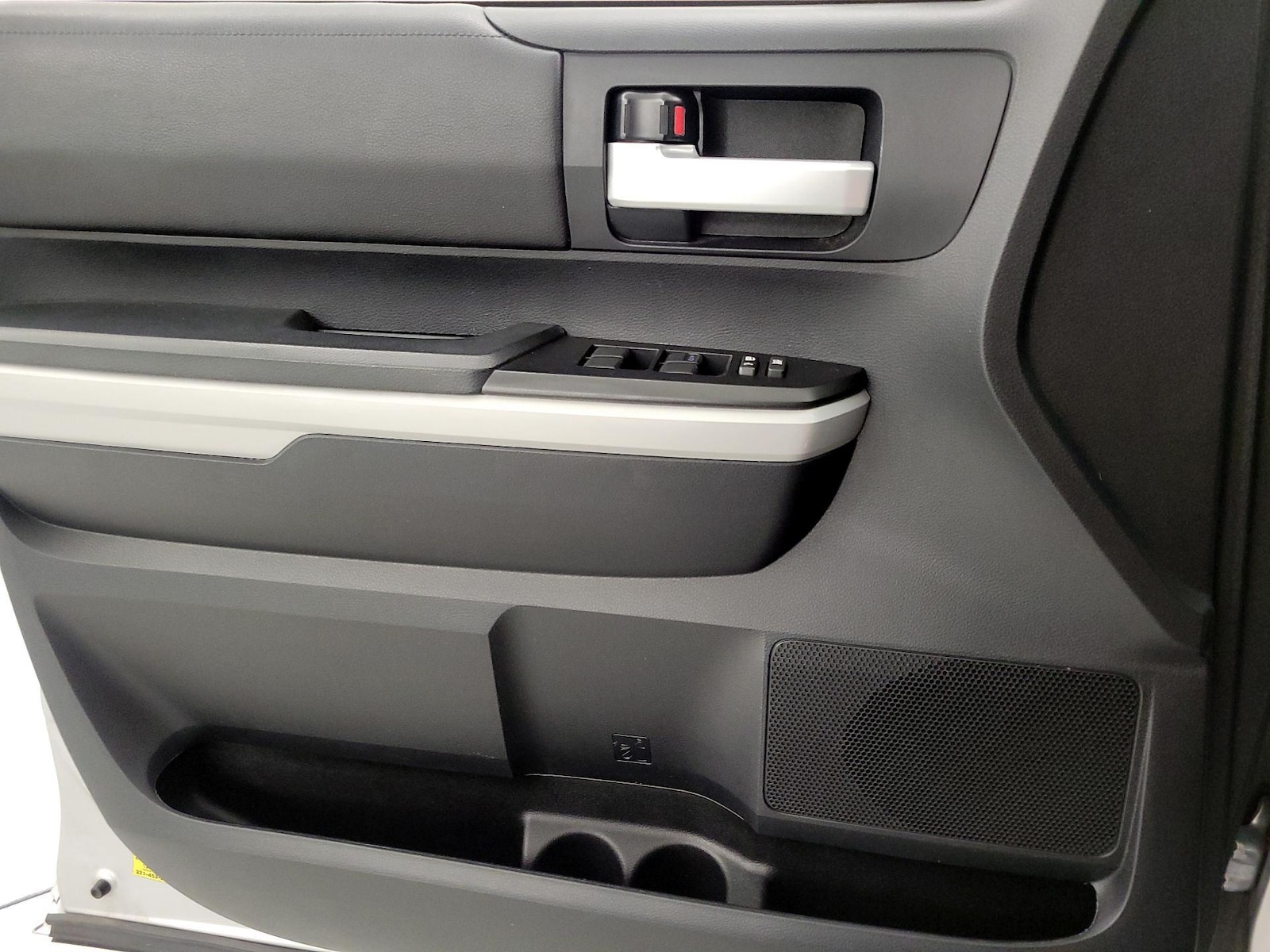 2018 Toyota Tundra SR5 - Photo 13