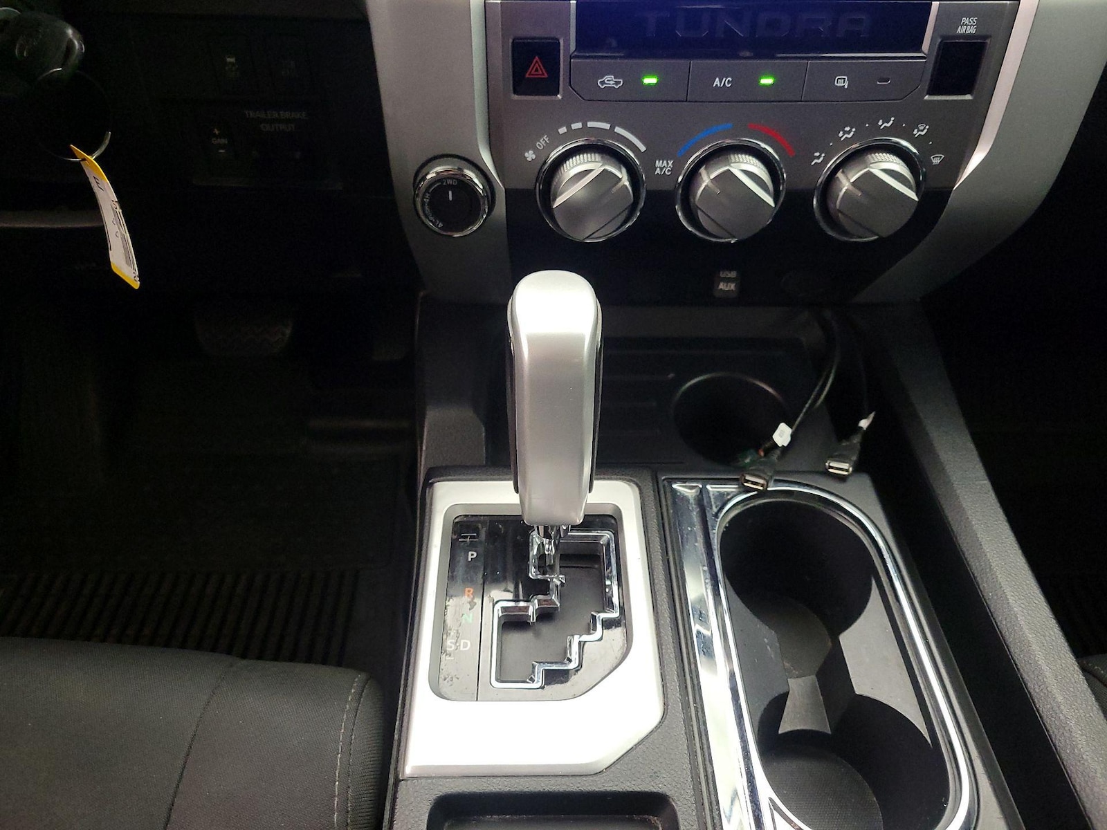 2018 Toyota Tundra SR5 - Photo 18