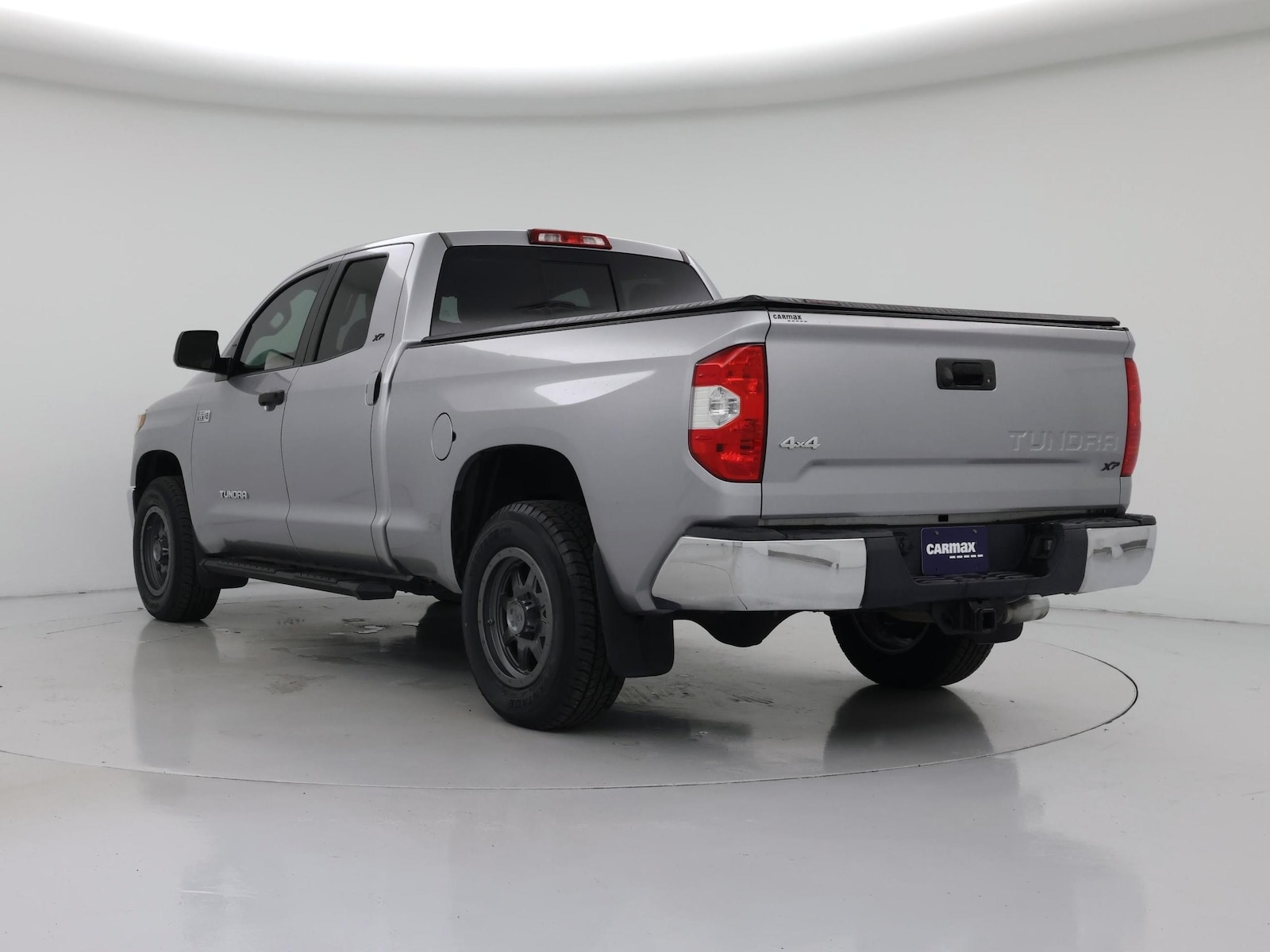 2018 Toyota Tundra SR5 - Photo 3