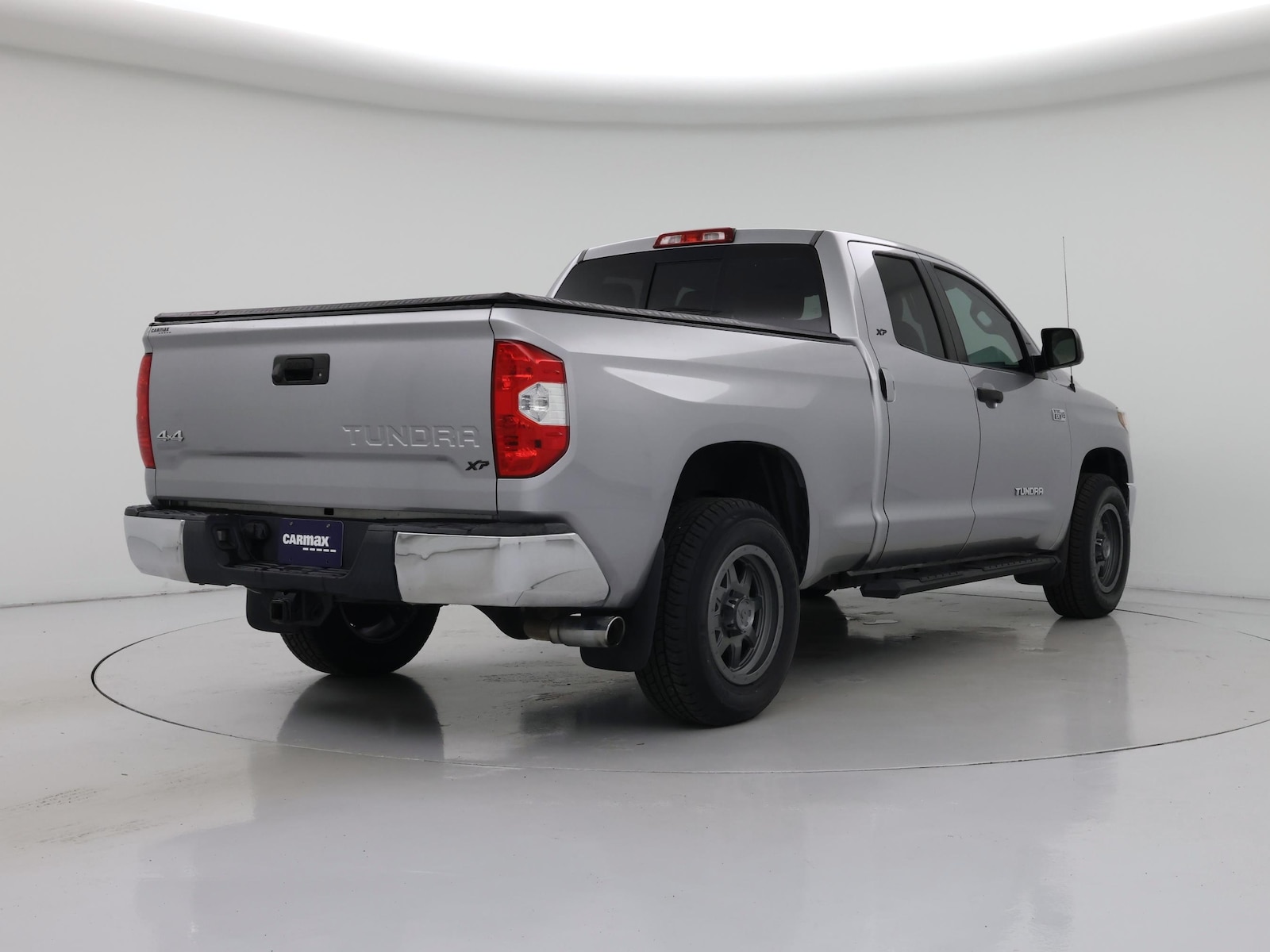2018 Toyota Tundra SR5 - Photo 9