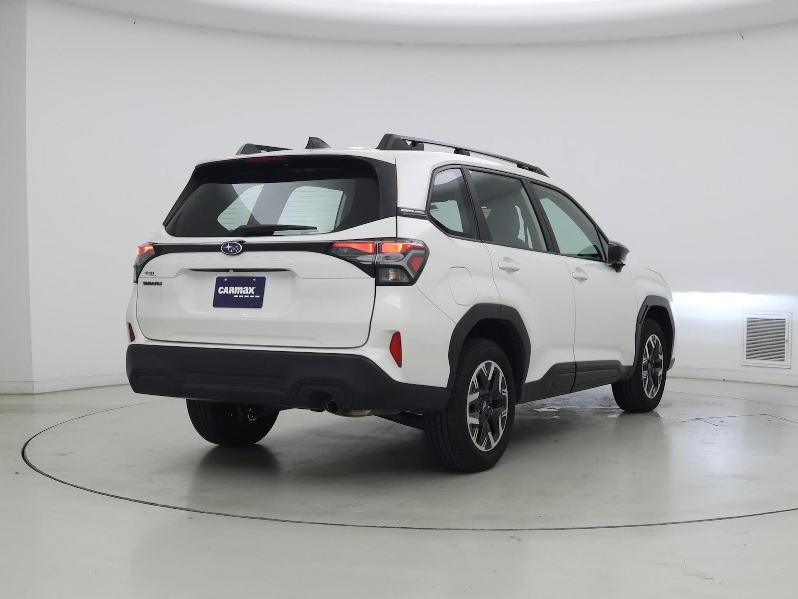 2026 Subaru Forester Base - Photo 9