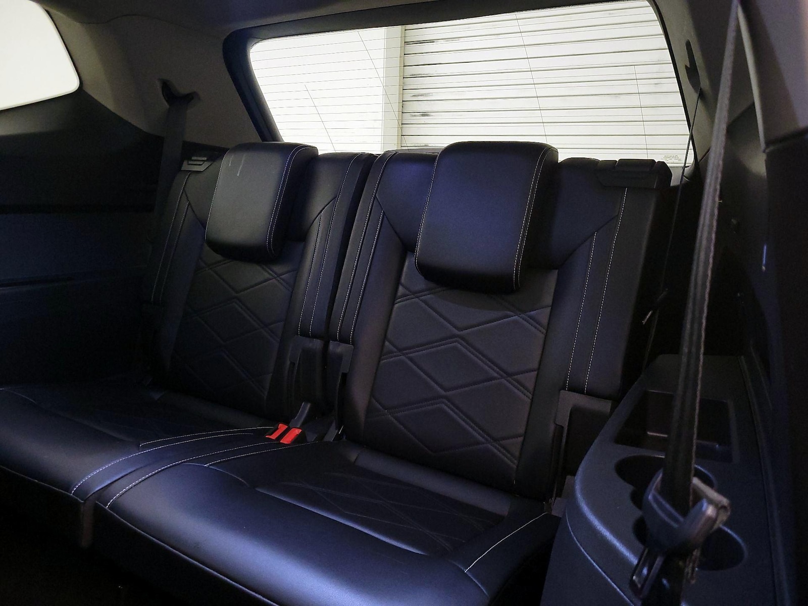 2024 Volkswagen Atlas SE w/Tech - Photo 21