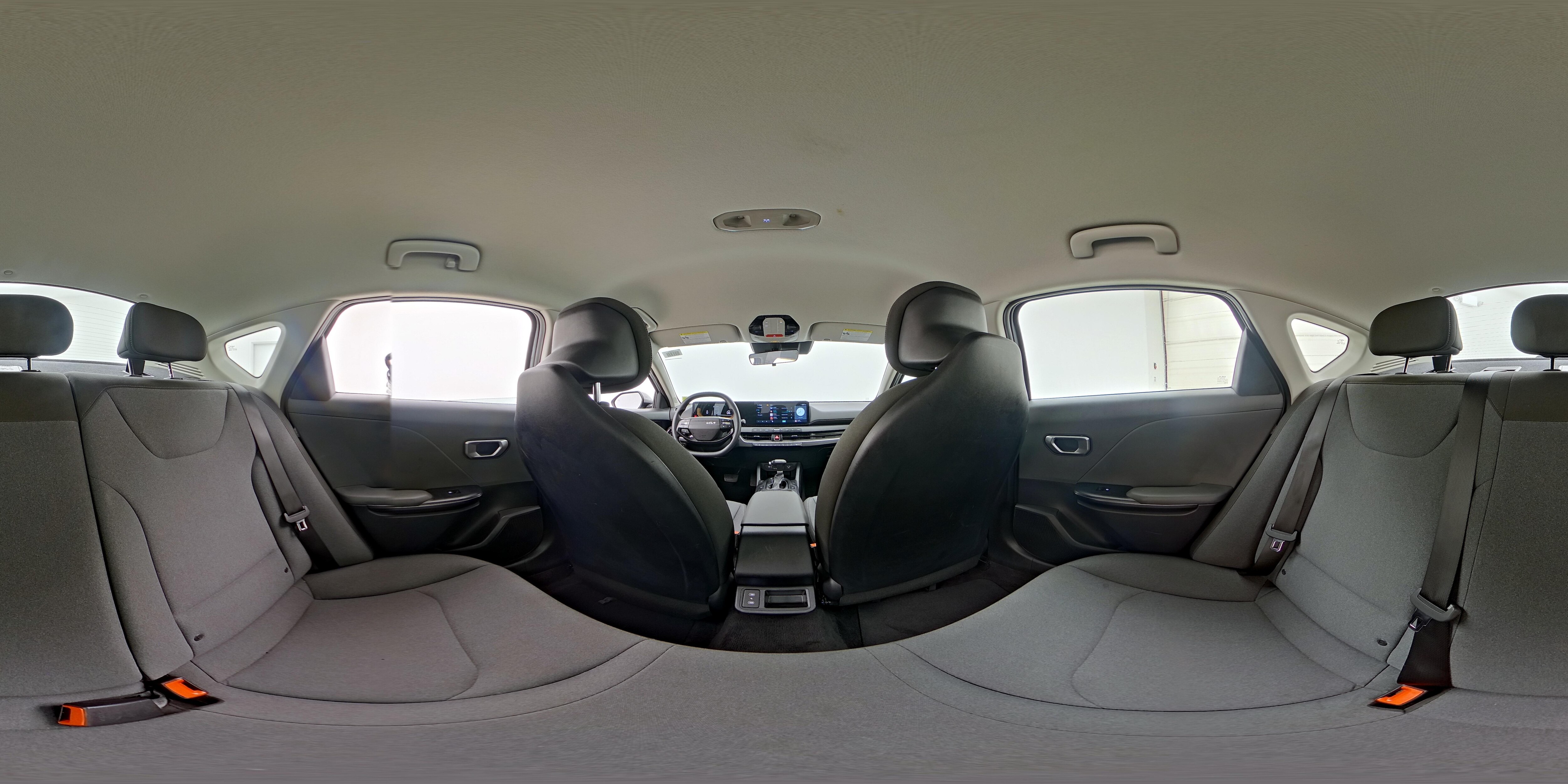2025 Kia K4 LXS - Photo 25