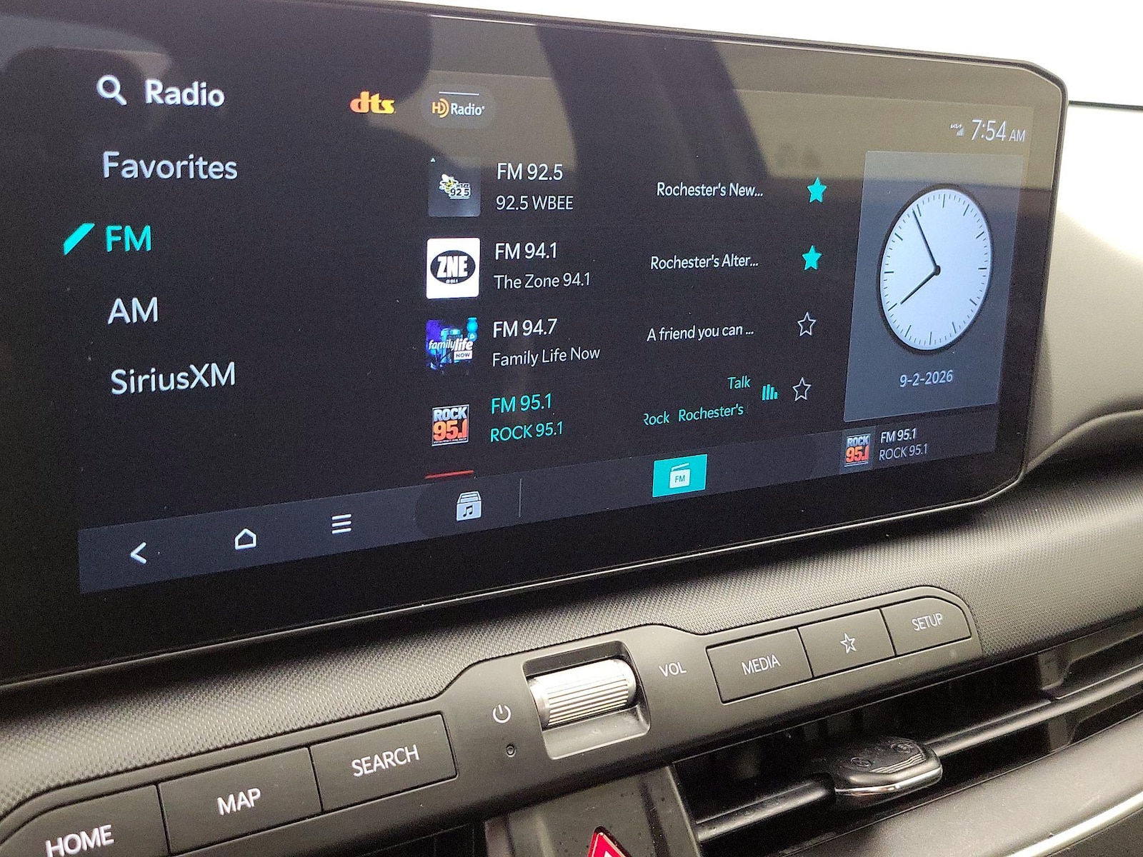 2025 Kia K4 LXS - Photo 16