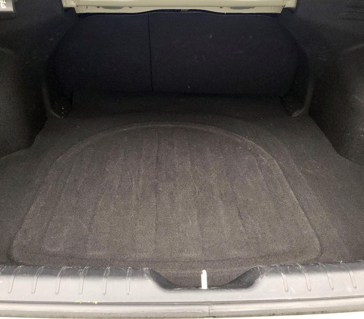 Trunk/Cargo (Seats Up)