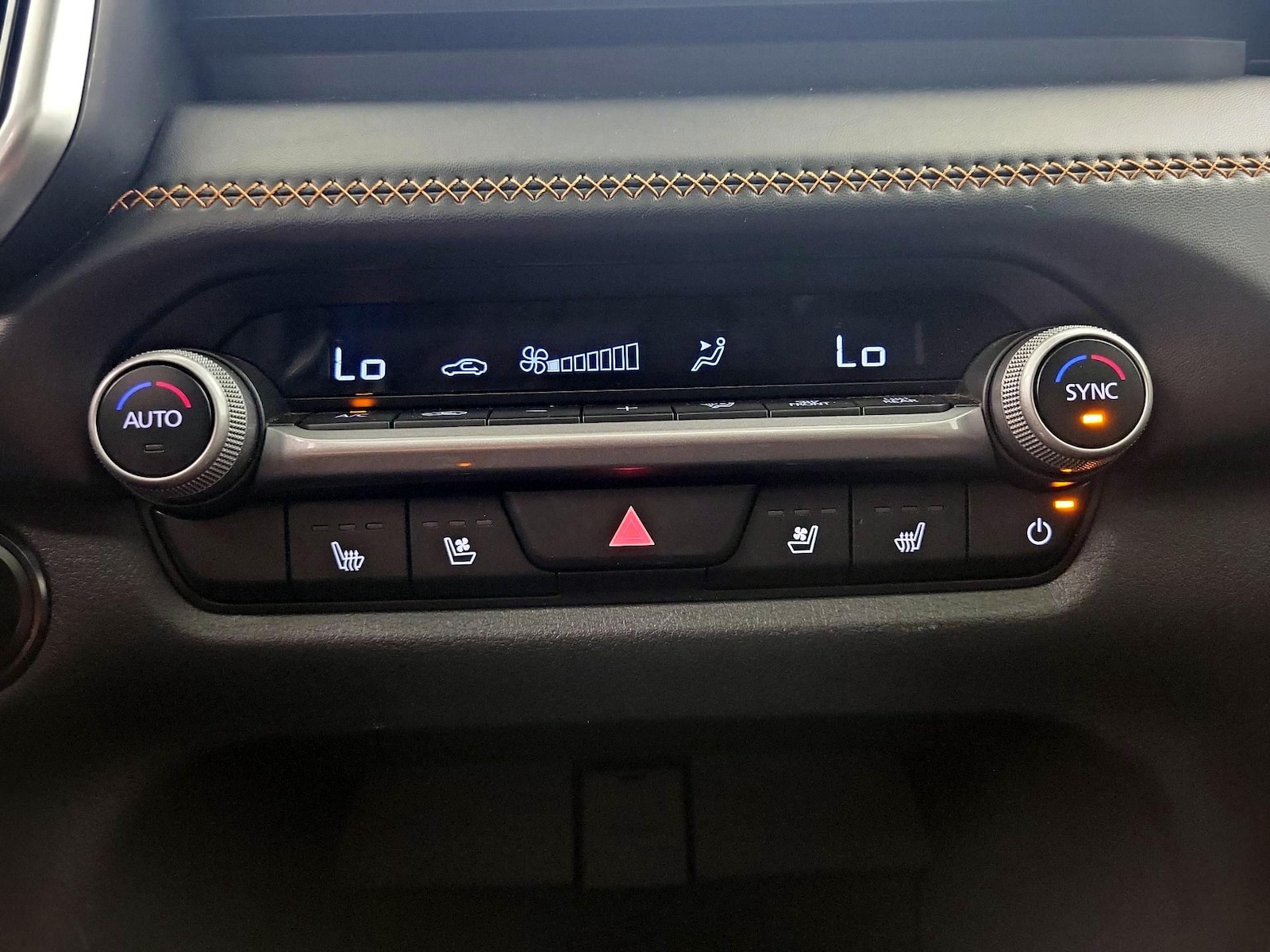 2026 Mazda CX-50 Premium - Photo 17