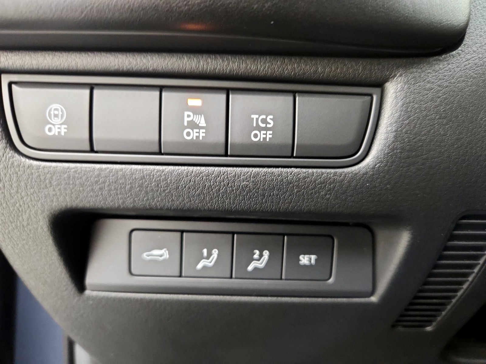 2026 Mazda CX-50 Premium - Photo 14