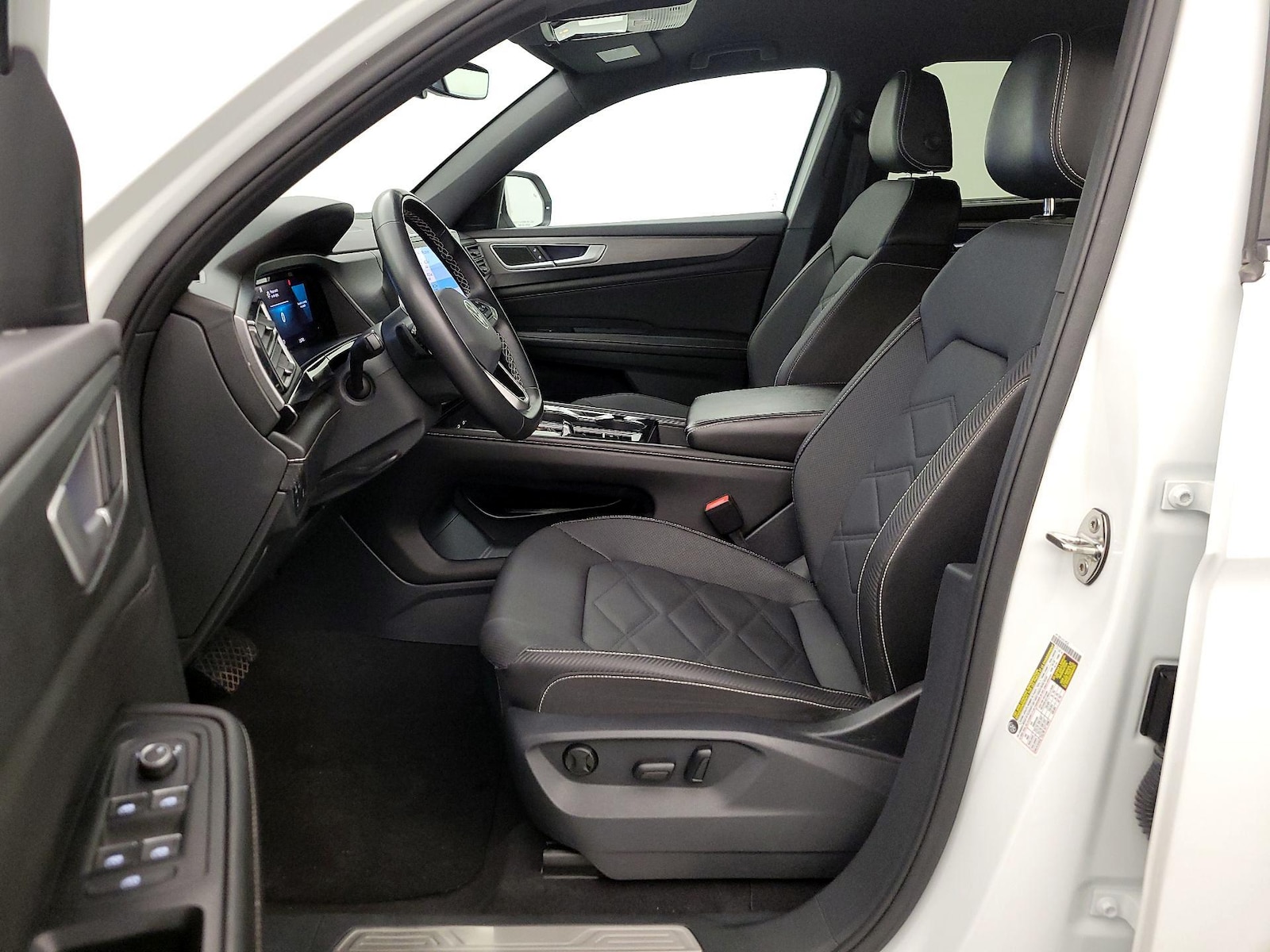 2025 Volkswagen Atlas Cross Sport SE w/Tech - Photo 12