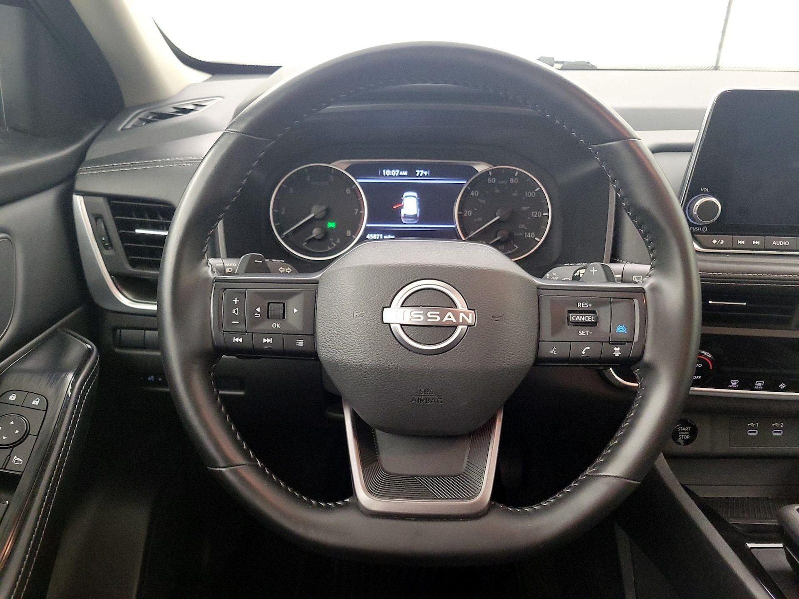 2025 Nissan Rogue SV - Photo 11