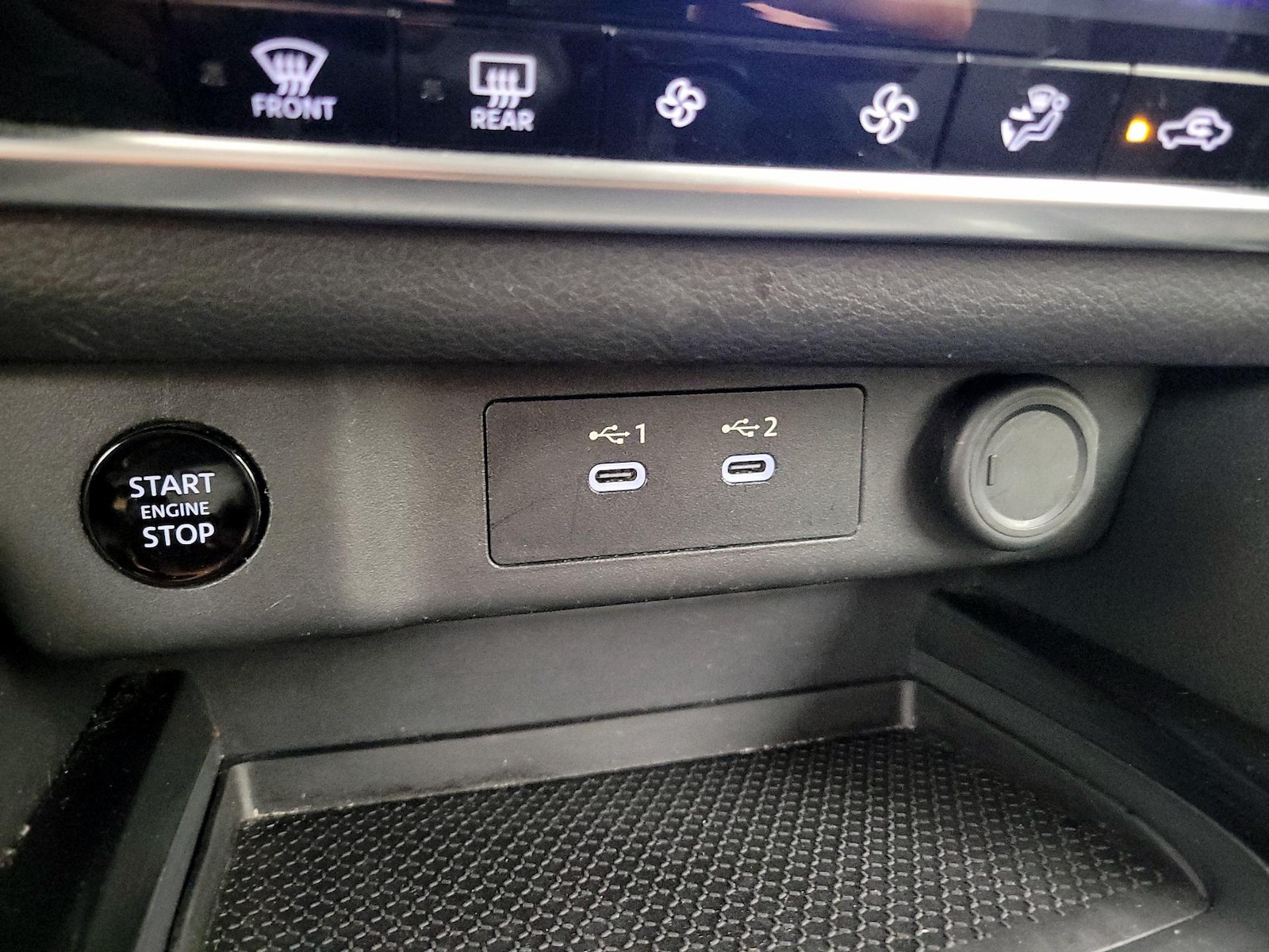2025 Nissan Rogue SV - Photo 19