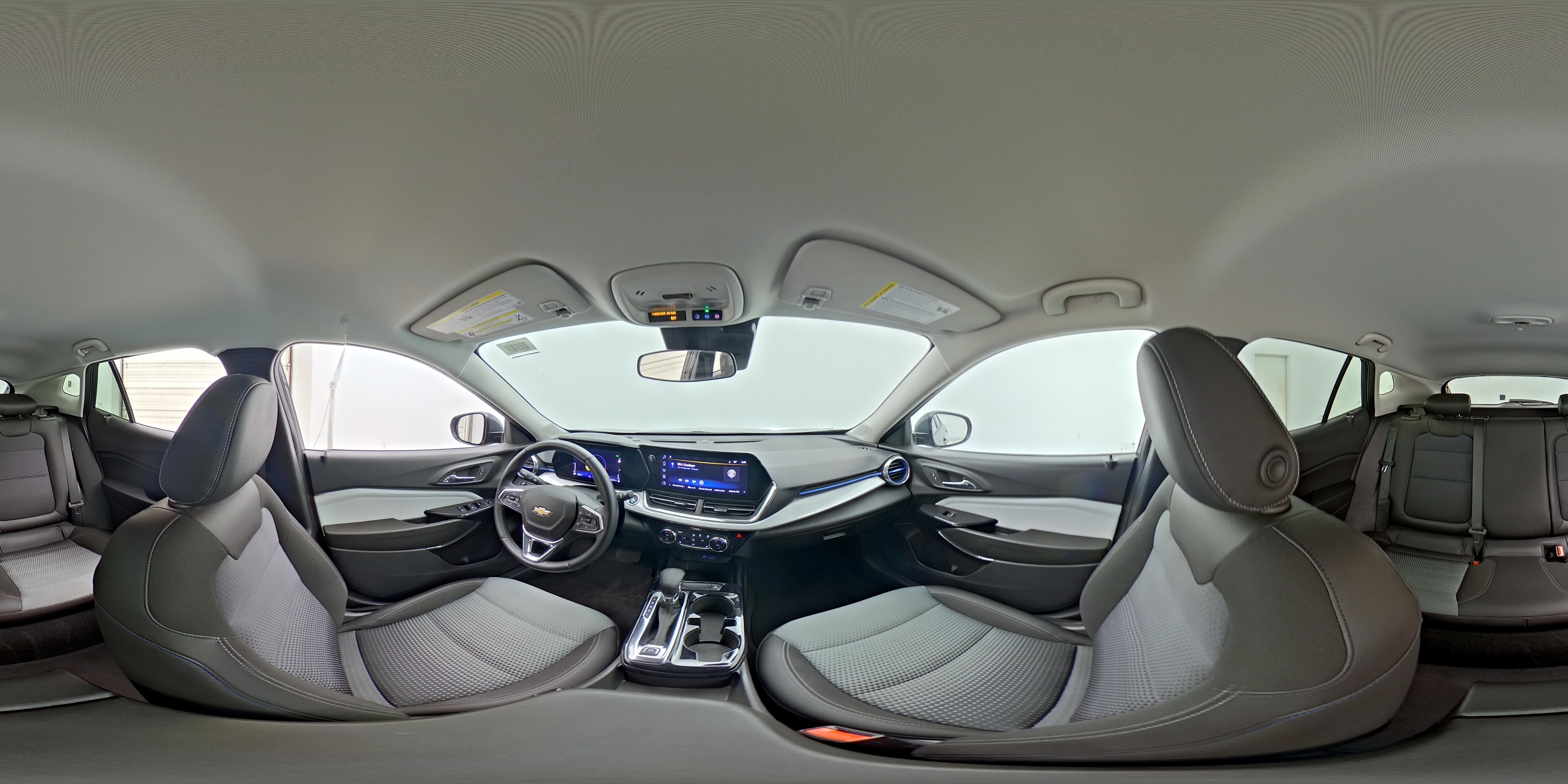 2025 Chevrolet Trax LT - Photo 24