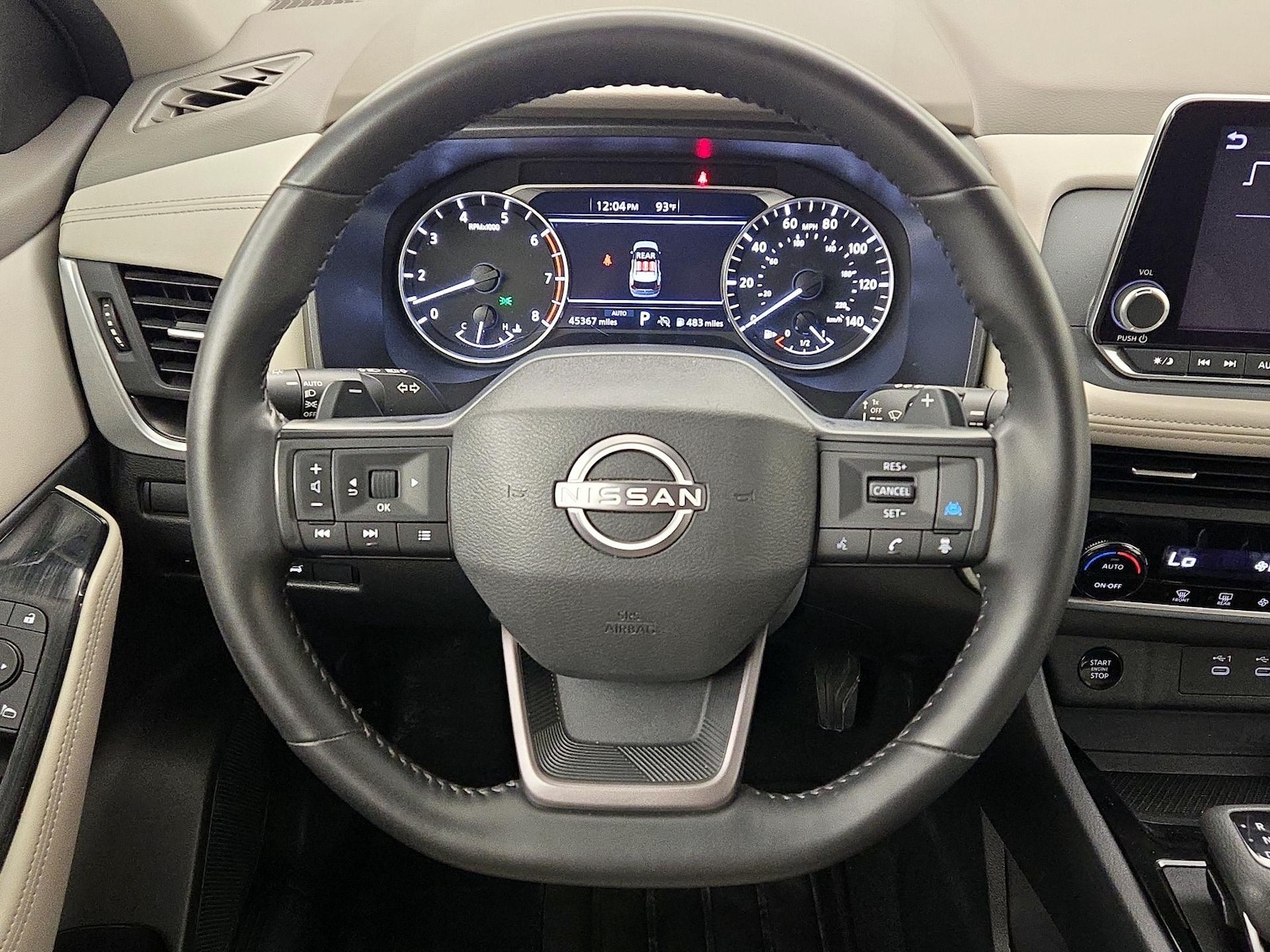 2025 Nissan Rogue SV - Photo 11