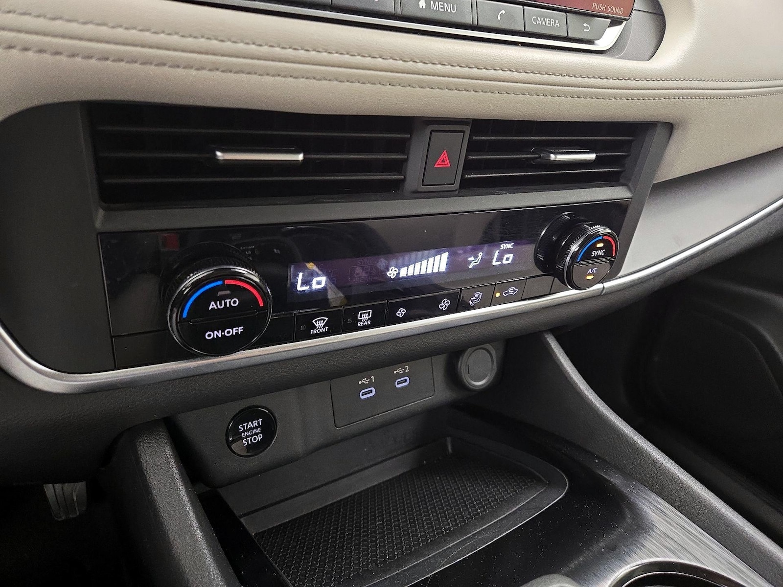 2025 Nissan Rogue SV - Photo 17