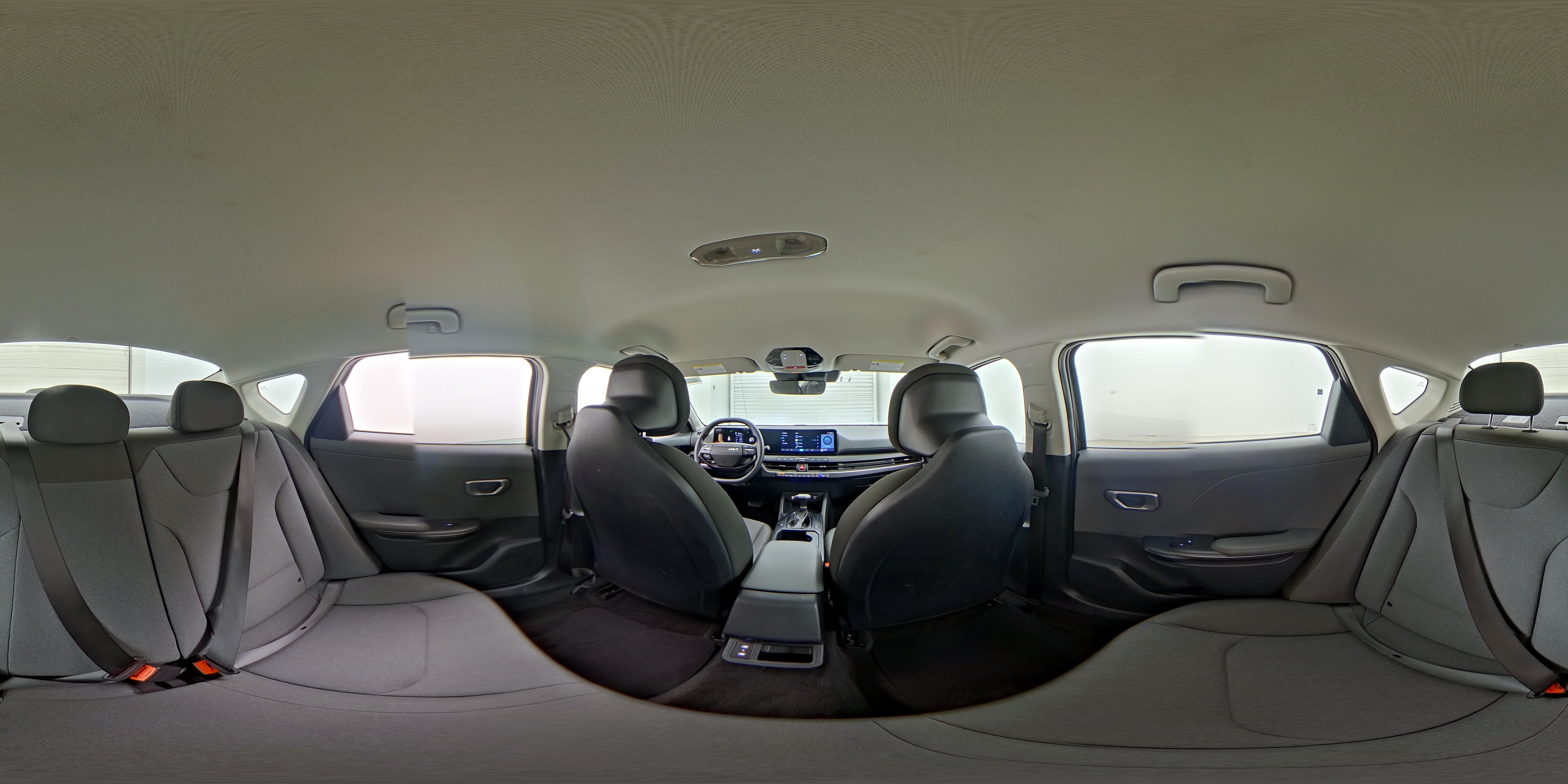 2025 Kia K4 LXS - Photo 25