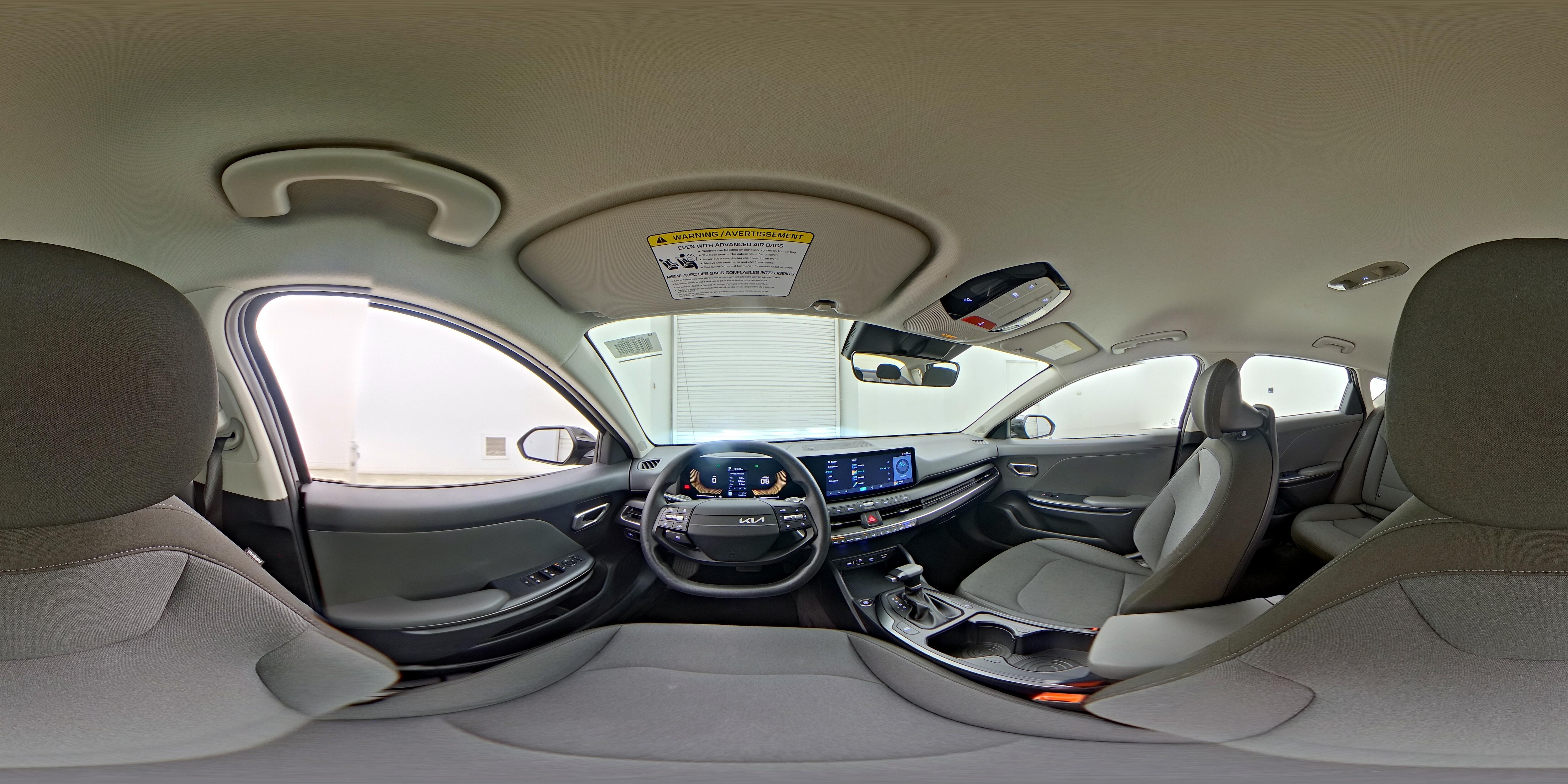 2025 Kia K4 LXS - Photo 26