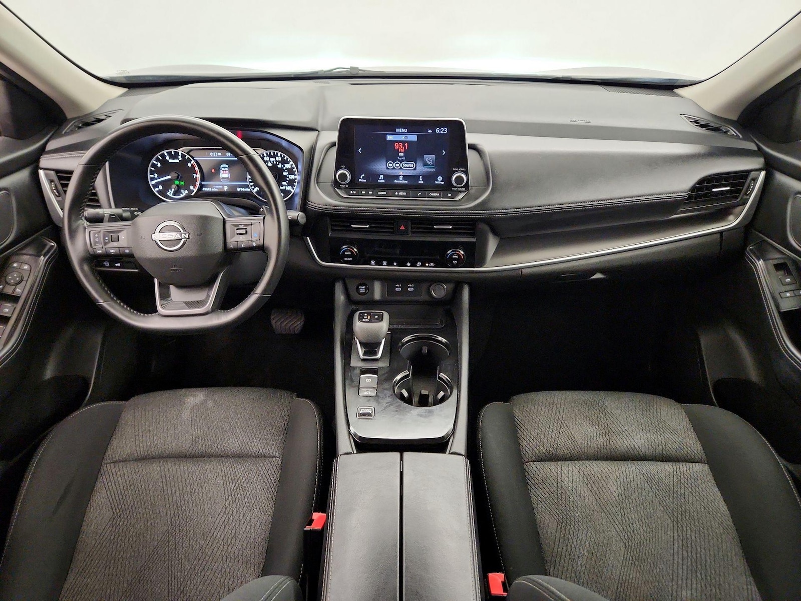 2025 Nissan Rogue SV - Photo 10