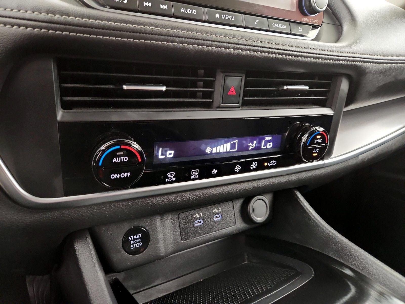 2025 Nissan Rogue SV - Photo 16