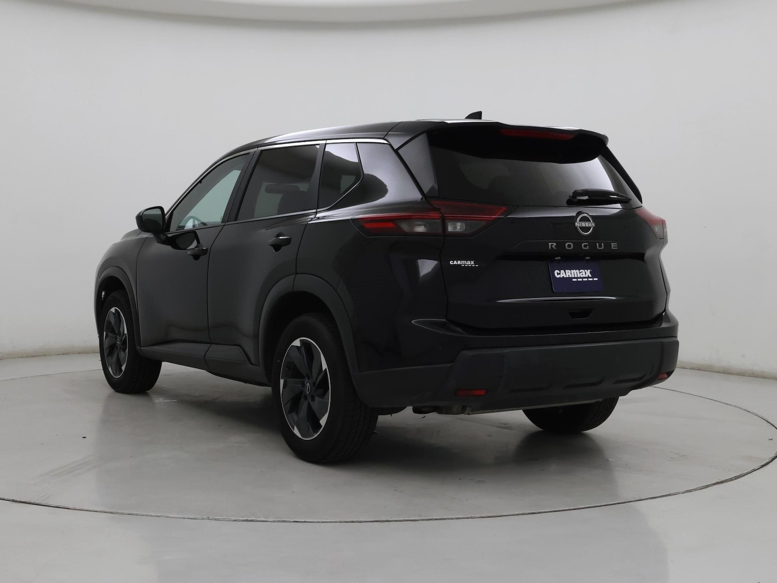 2025 Nissan Rogue SV - Photo 3