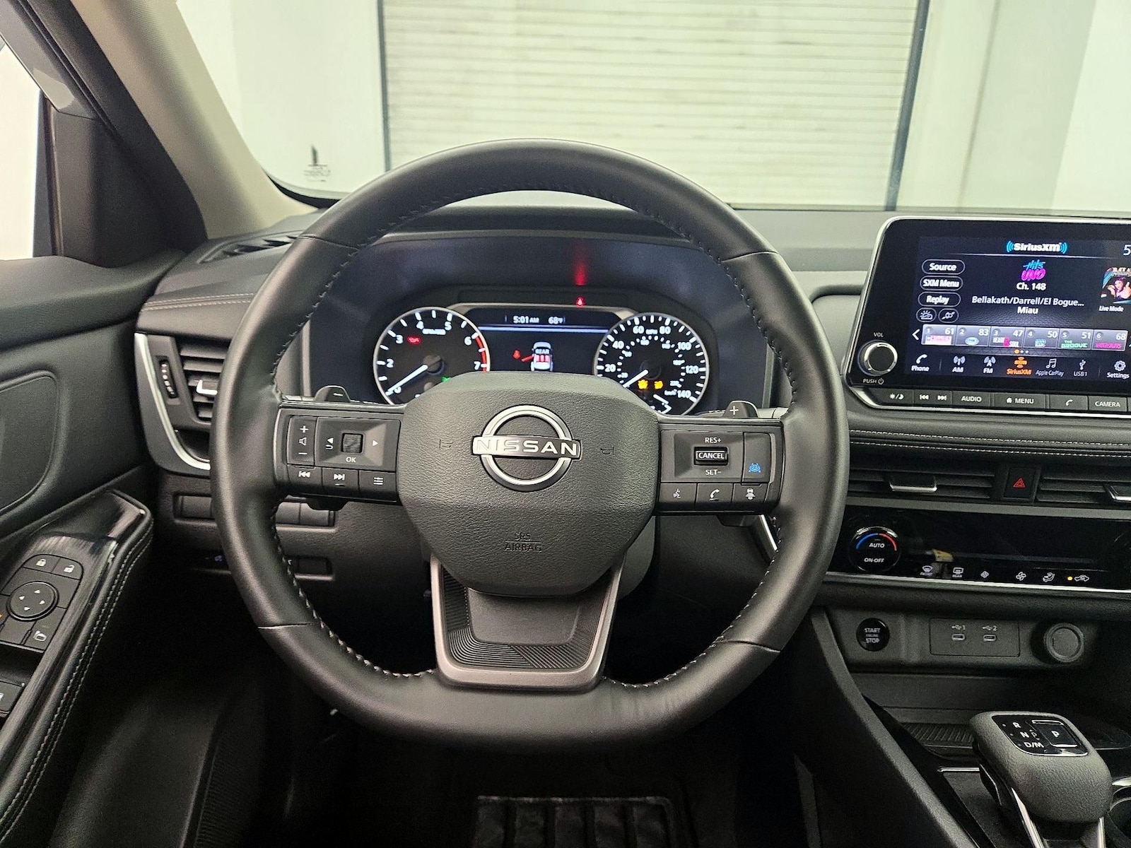 2025 Nissan Rogue SV - Photo 11