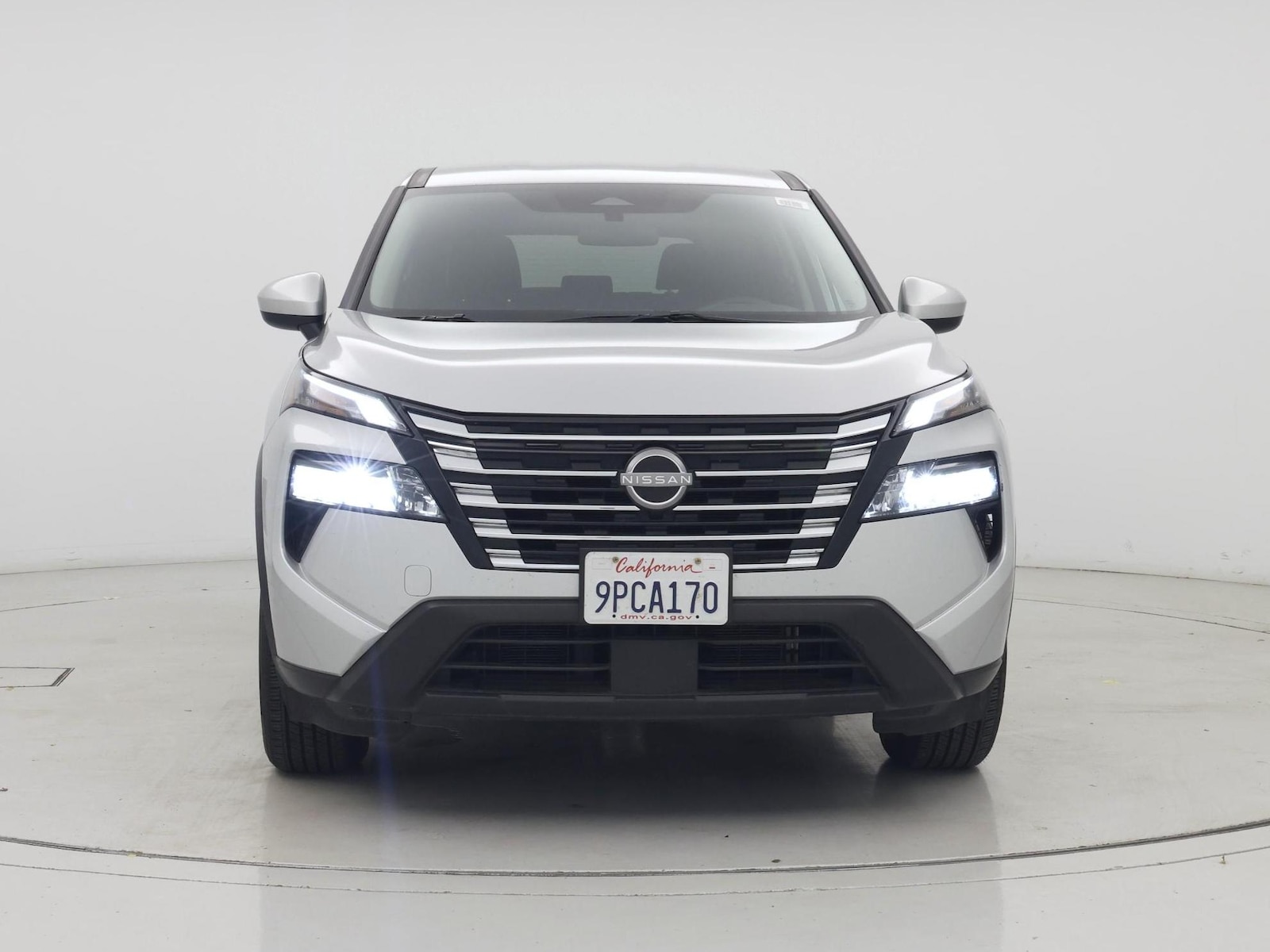 2025 Nissan Rogue SV - Photo 6