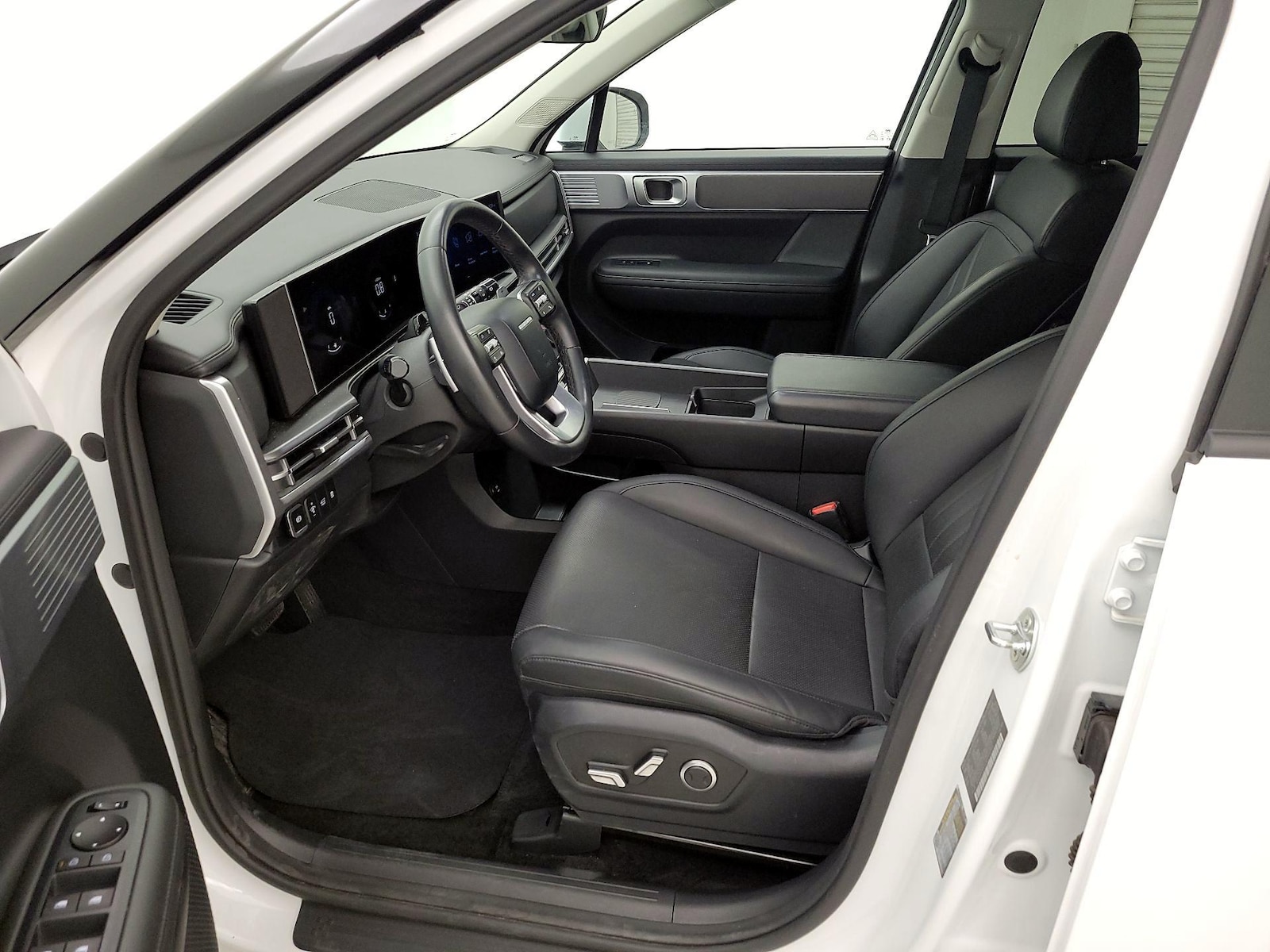 2025 Hyundai Santa Fe SEL - Photo 12