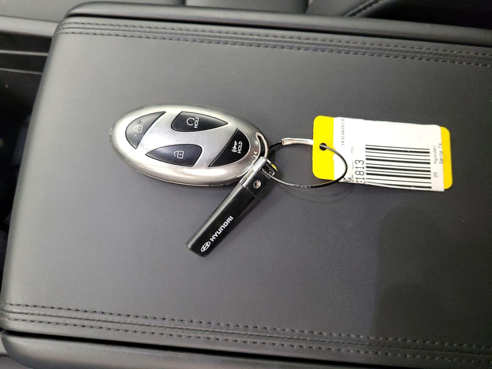 2025 Hyundai Santa Fe SEL - Photo 19