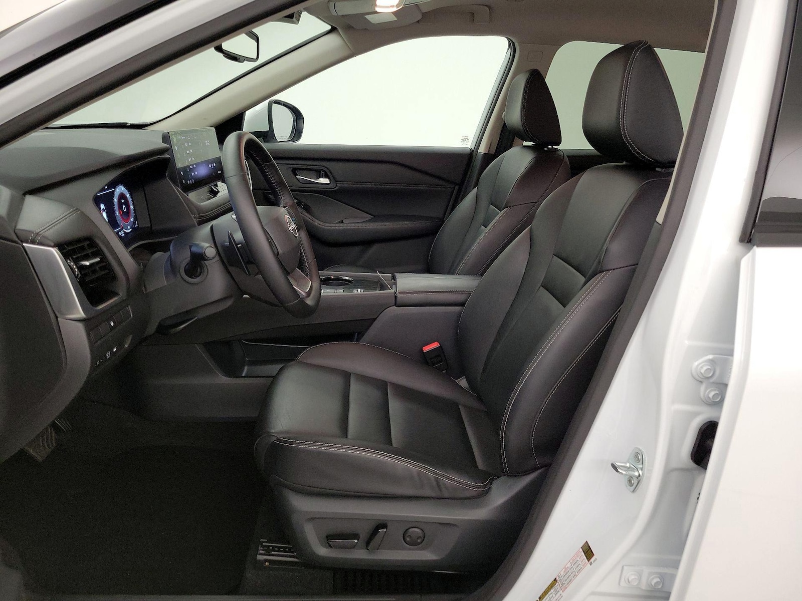 2026 Nissan Rogue SL - Photo 12