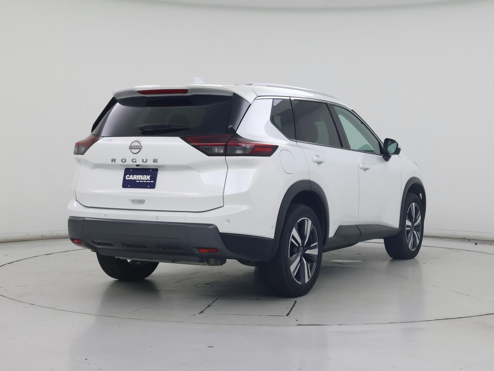 2026 Nissan Rogue SL - Photo 9