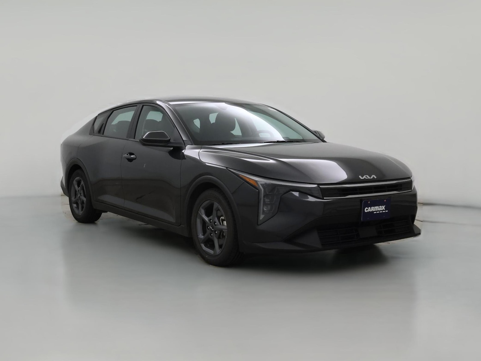 2025 Kia K4 LXS - Photo 1