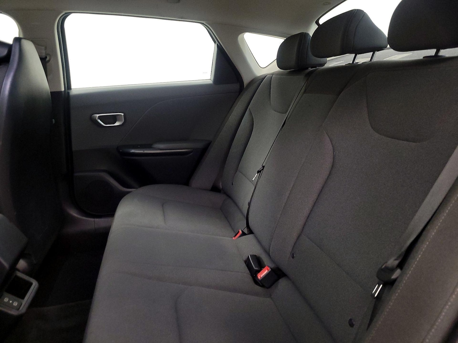 2025 Kia K4 LXS - Photo 20