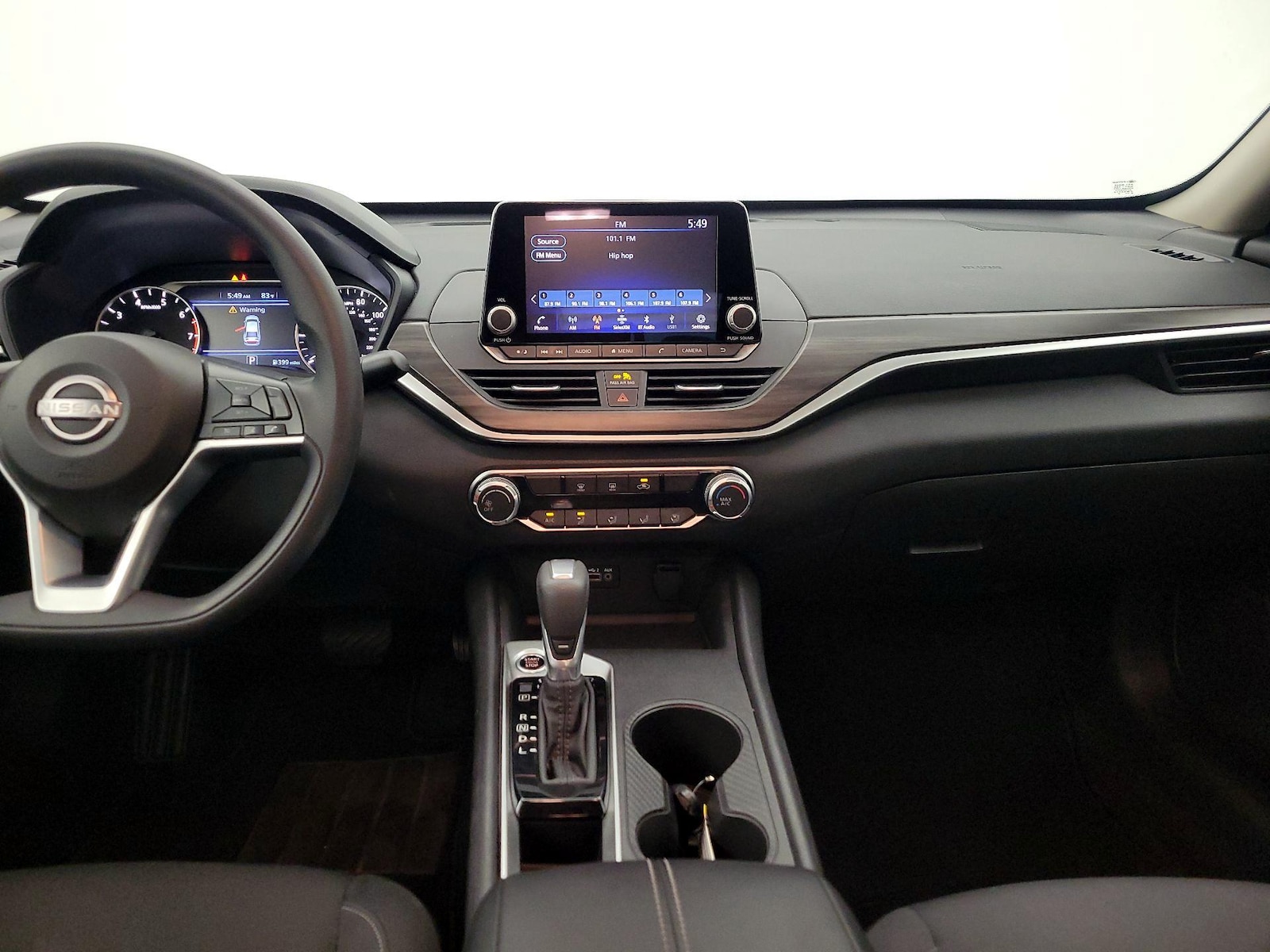 2025 Nissan Altima SV - Photo 10
