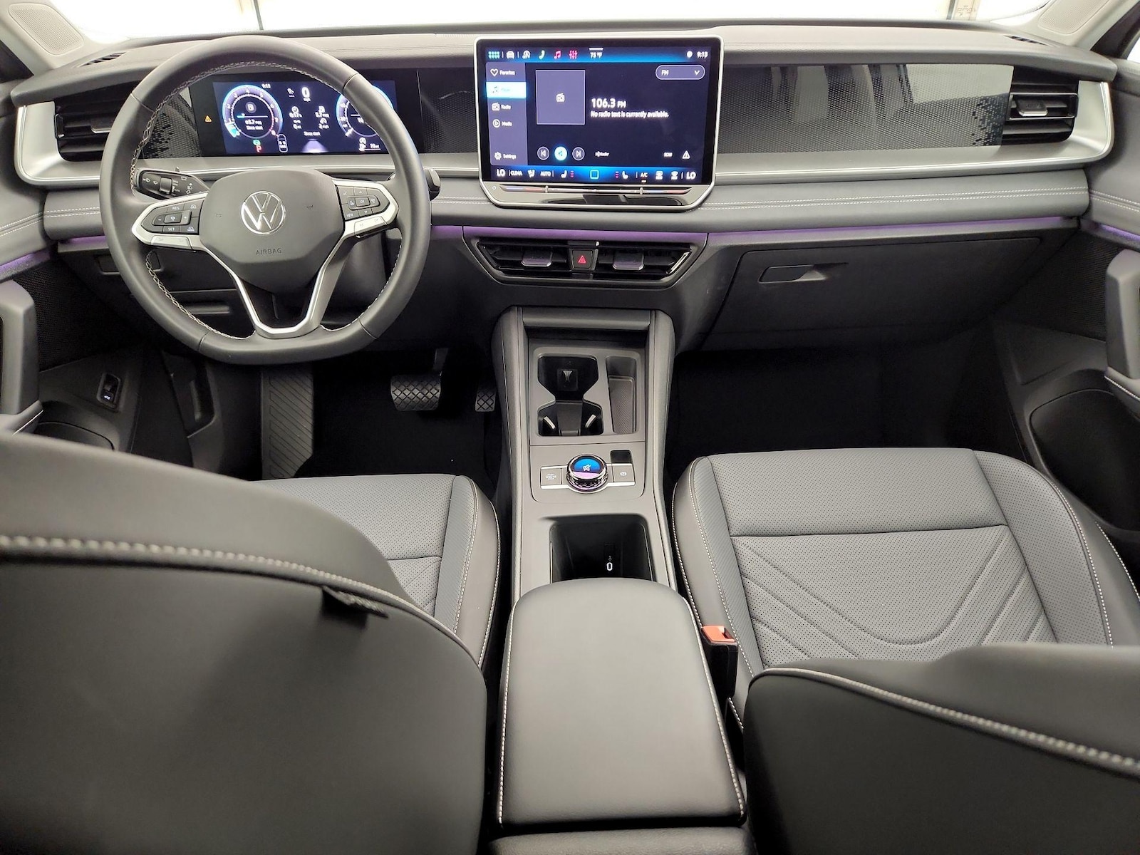 2026 Volkswagen Tiguan SE - Photo 10