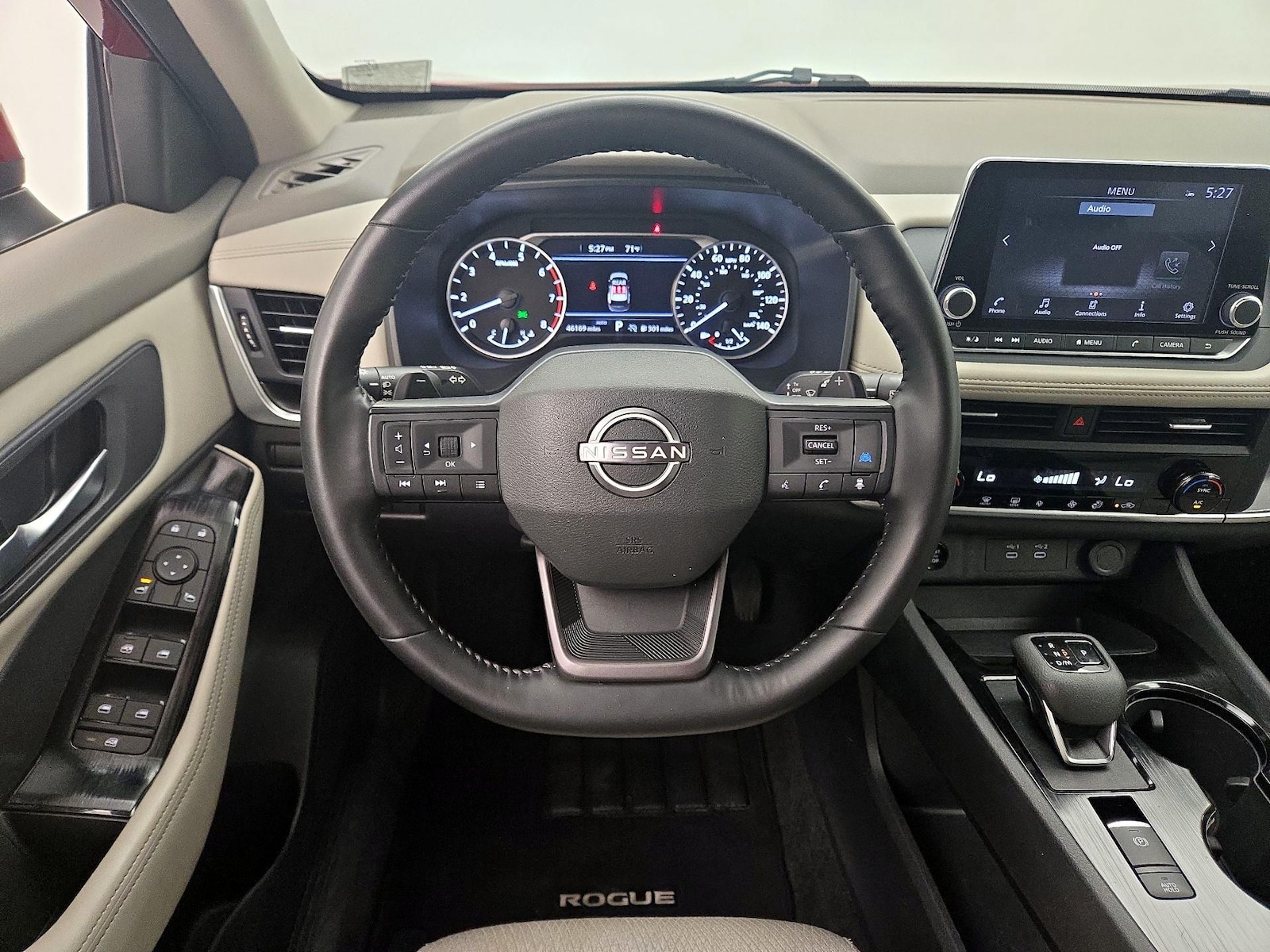2025 Nissan Rogue SV - Photo 11