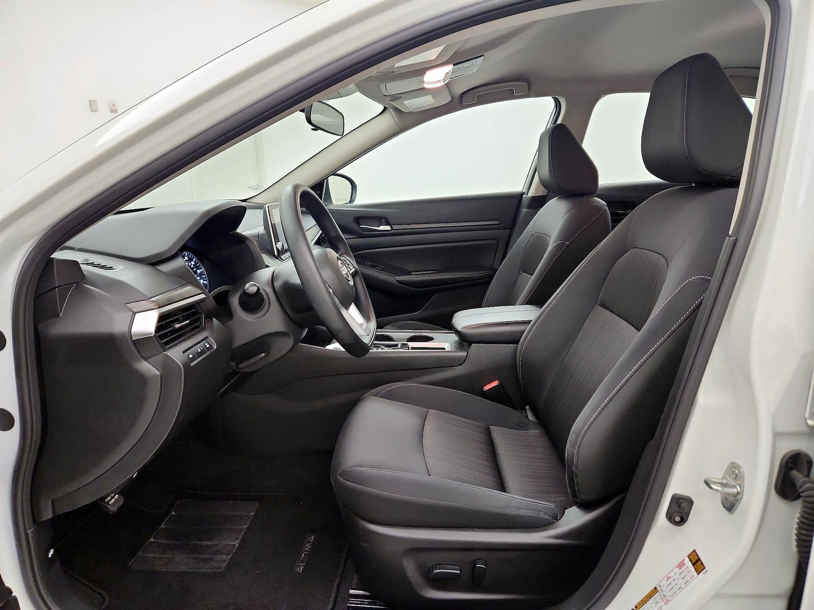 Power Seat(s) & Side Airbags