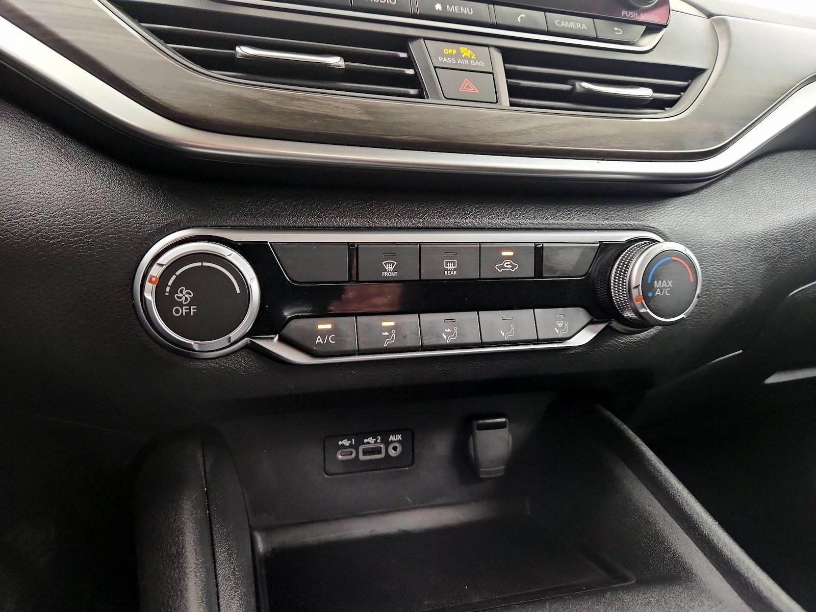 2025 Nissan Altima SV - Photo 17