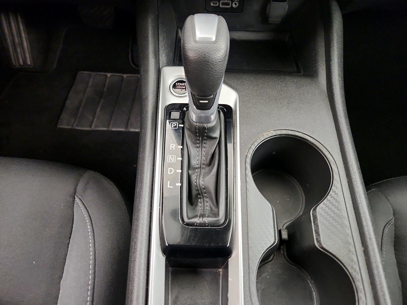 2025 Nissan Altima SV - Photo 18