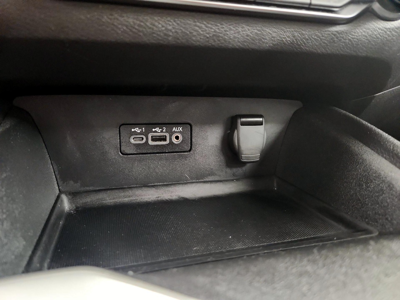 2025 Nissan Altima SV - Photo 19