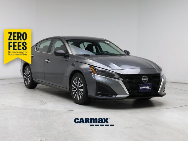 Gray 2025 Nissan Altima Sedan Front-Wheel Drive Automatic