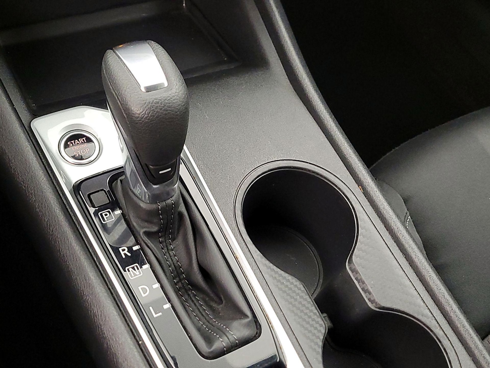 2025 Nissan Altima SV - Photo 18