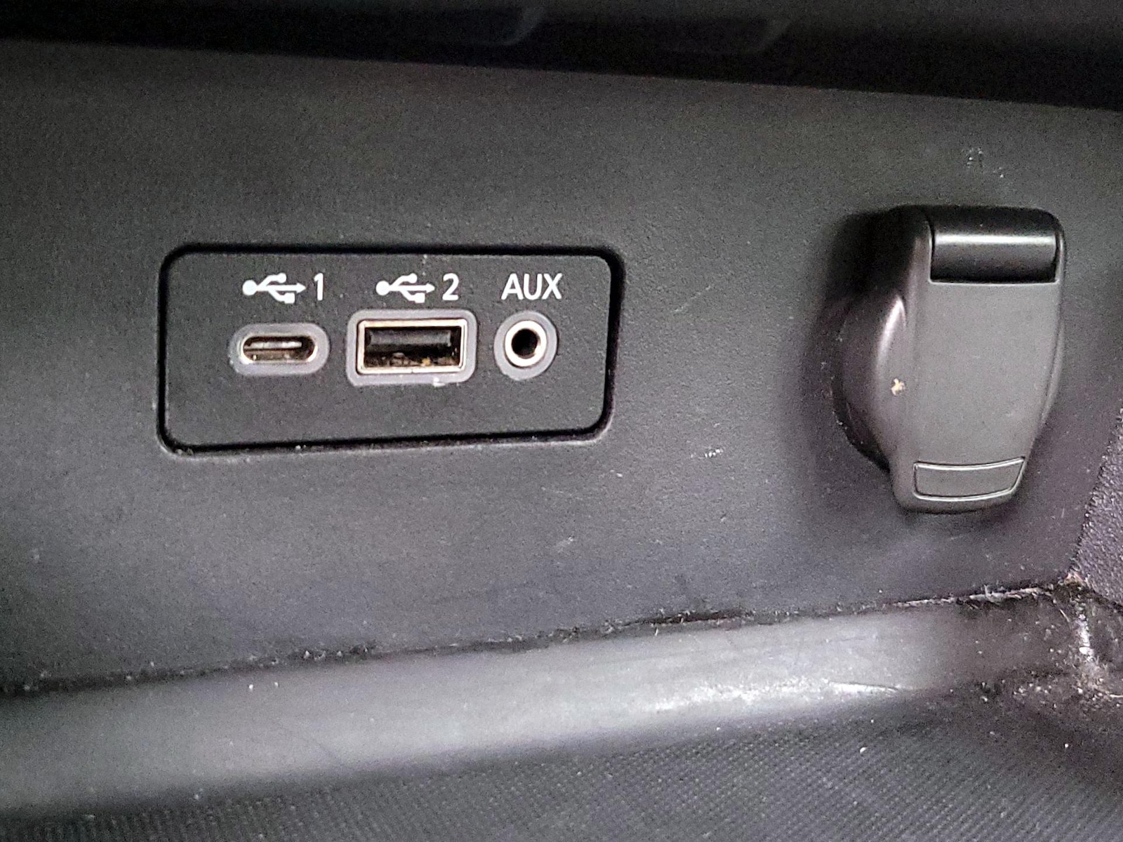 2025 Nissan Altima SV - Photo 19