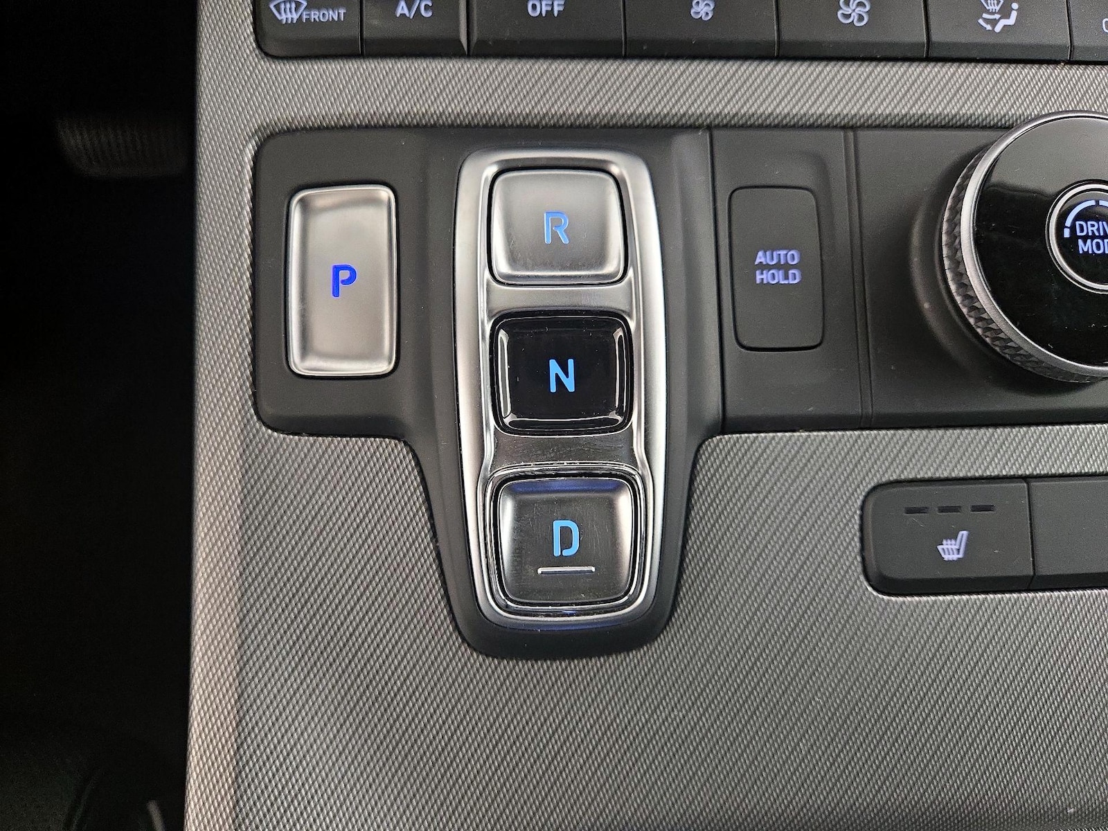 2025 Hyundai Palisade SEL - Photo 19