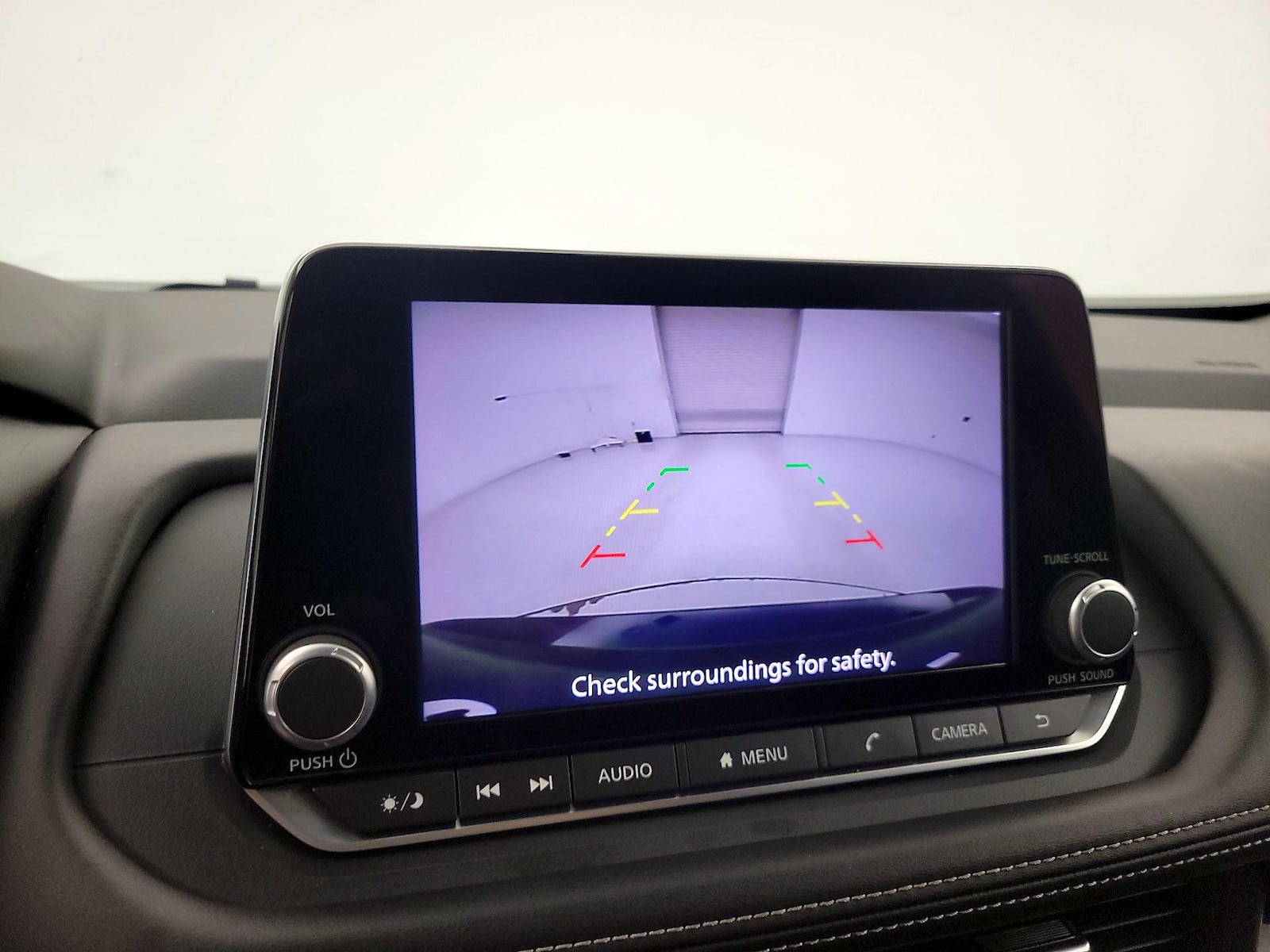 2025 Nissan Rogue SV - Photo 14