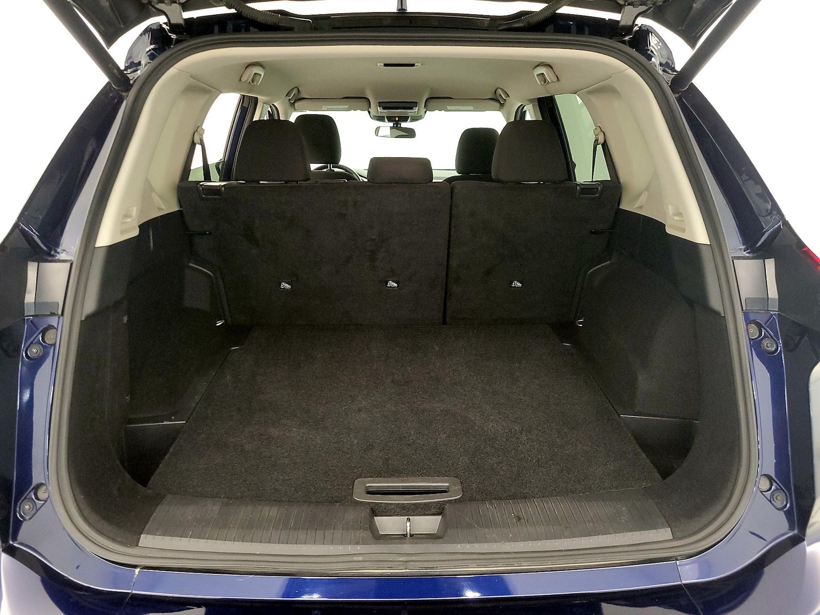 2025 Nissan Rogue SV - Photo 20
