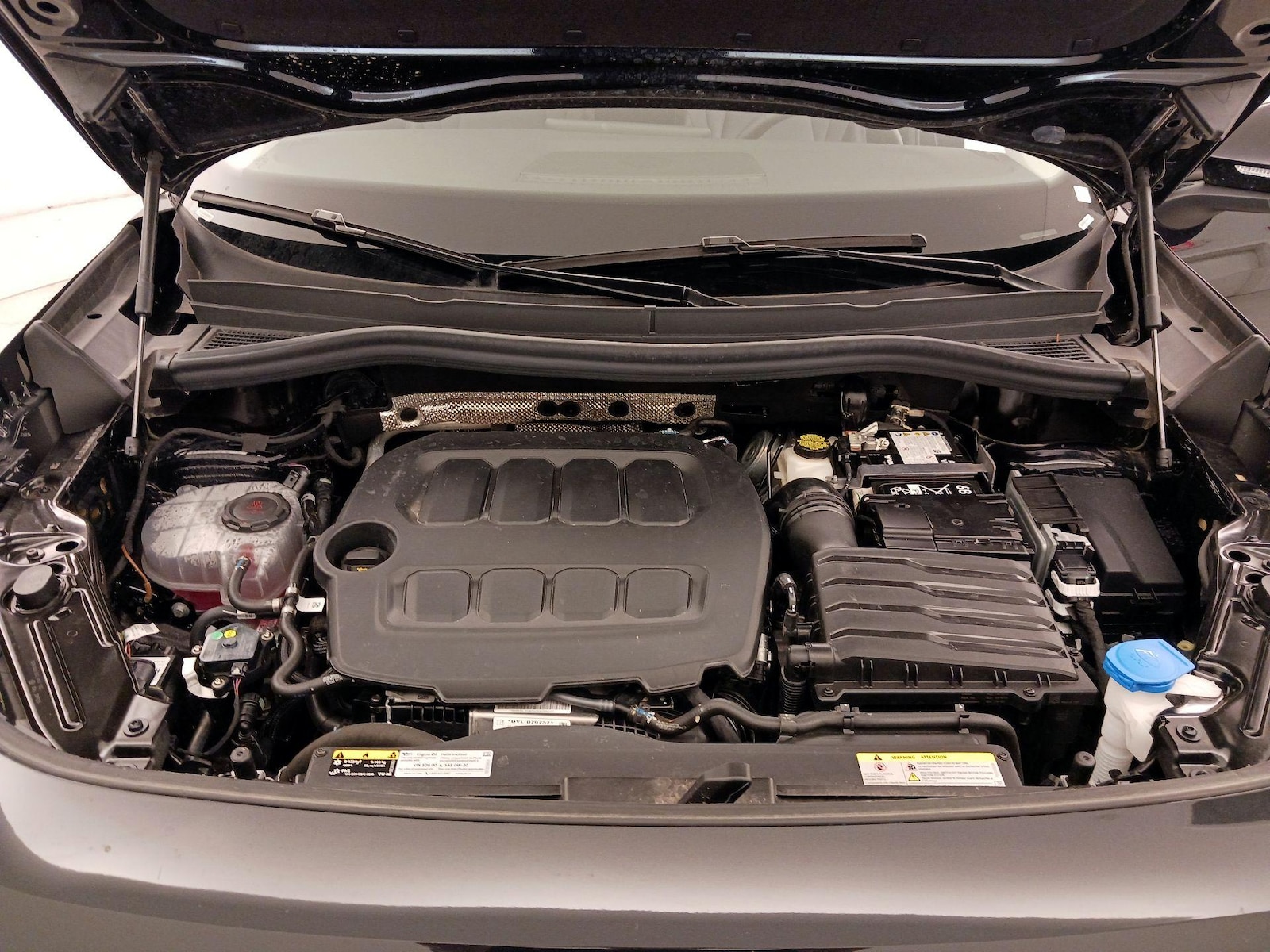 2026 Volkswagen Tiguan SE - Photo 22
