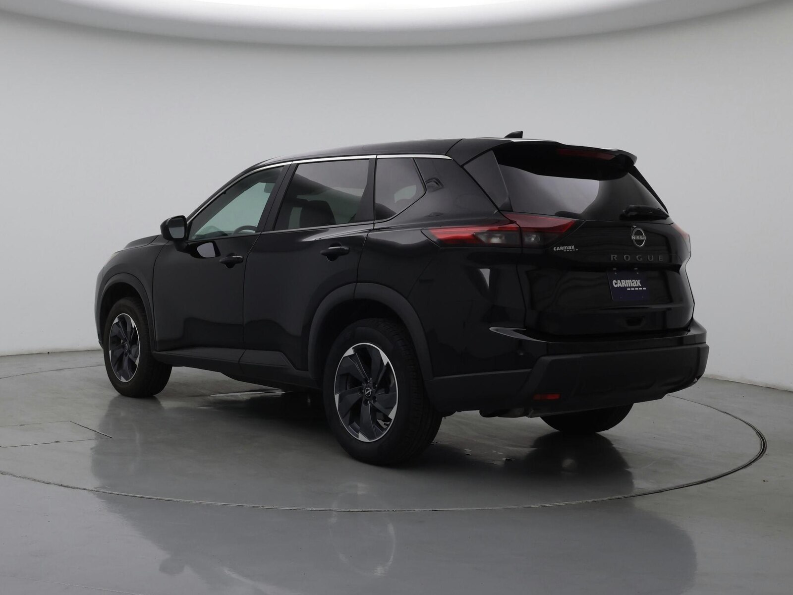 2025 Nissan Rogue SV - Photo 3