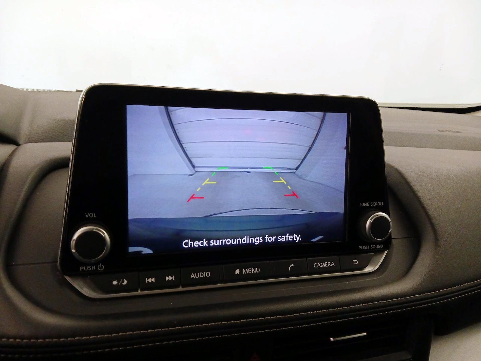 2025 Nissan Rogue SV - Photo 15