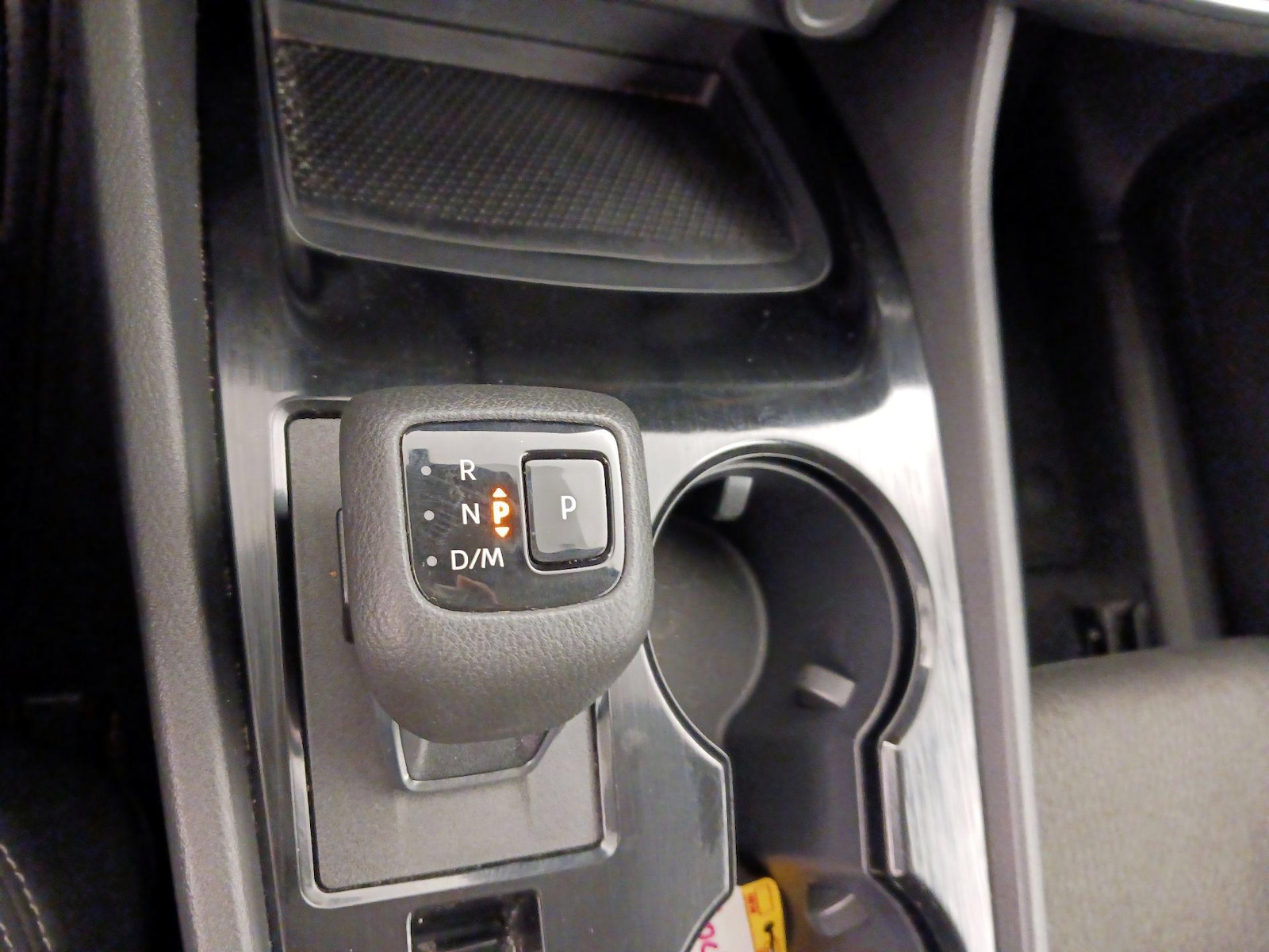 2025 Nissan Rogue SV - Photo 18